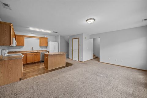 Condominium in Waukee IA 309 Olivewood Drive 10.jpg