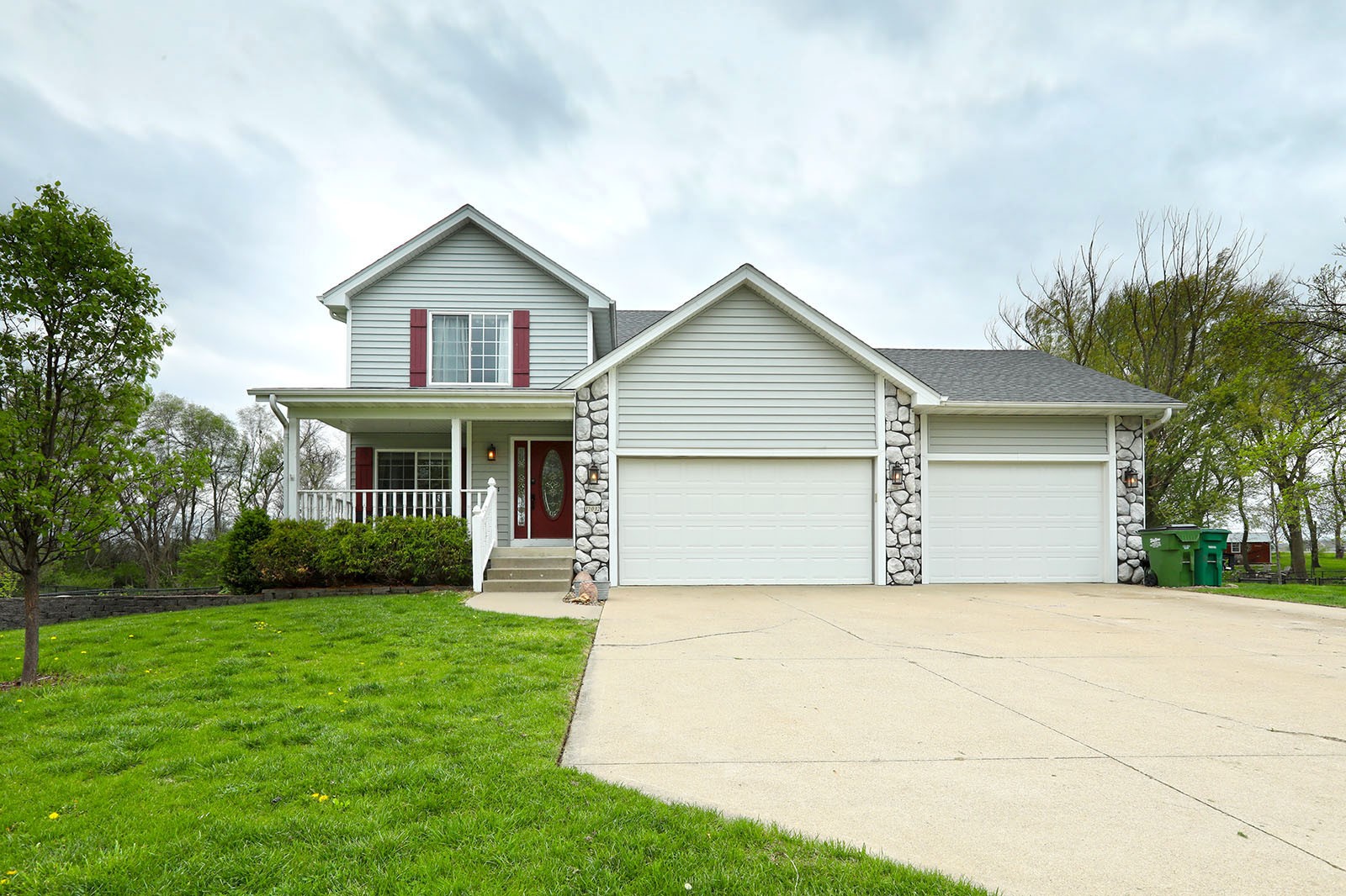 12032 NW 114th Lane, Granger, Iowa image 1