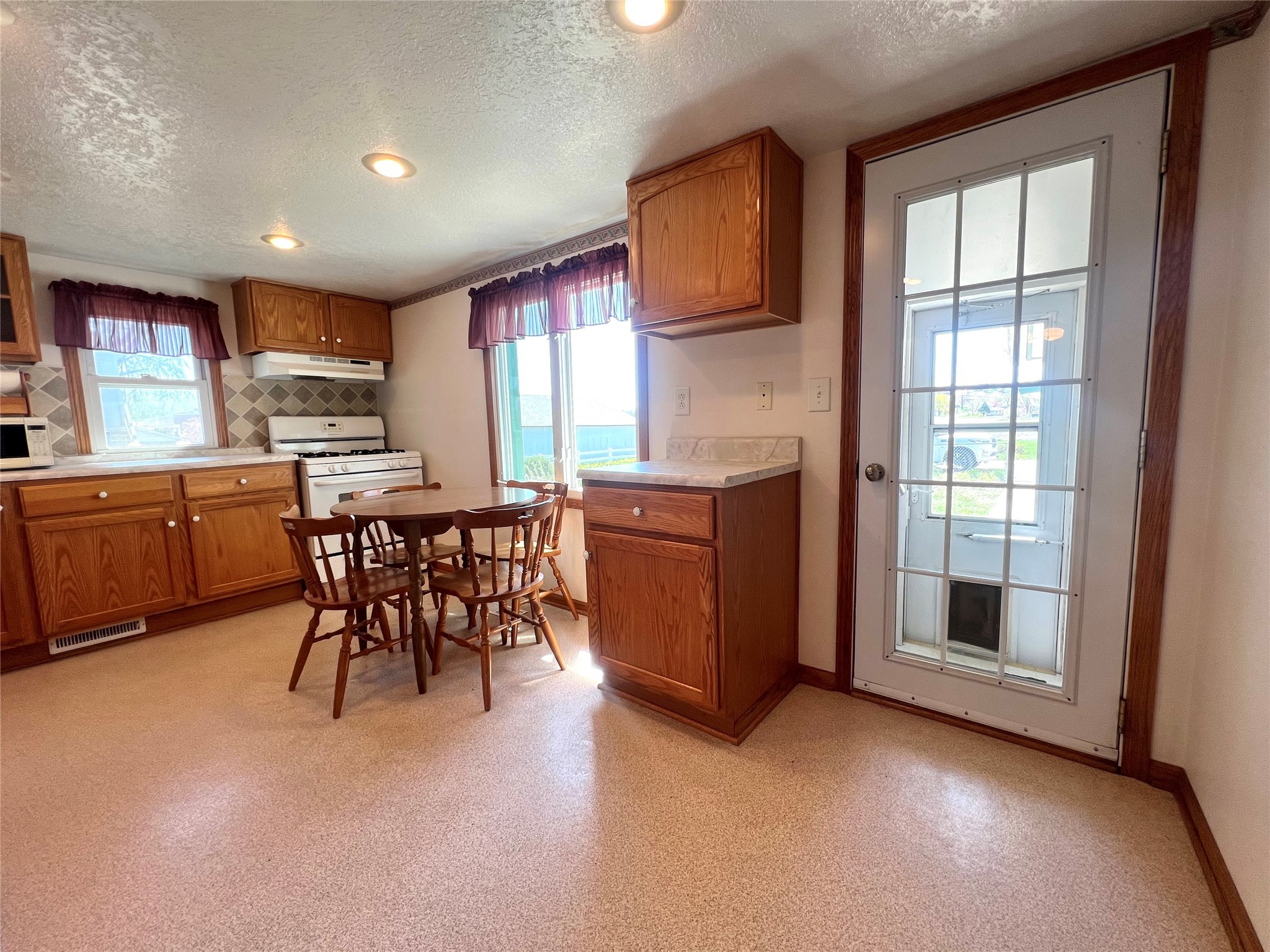 406 E Main Street, Panora, Iowa image 9