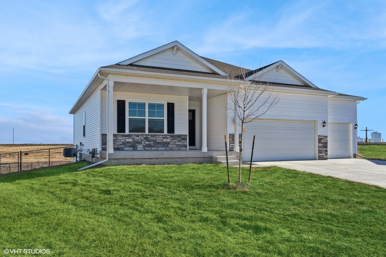 14403 Ironwood Court, Urbandale, Iowa image 34