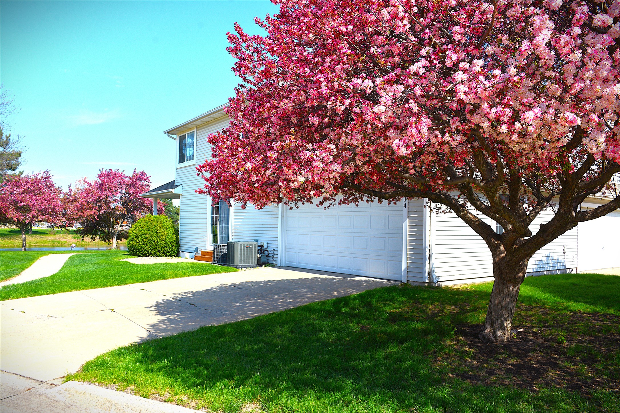555 SE Laurel Street #14, Waukee, Iowa image 2