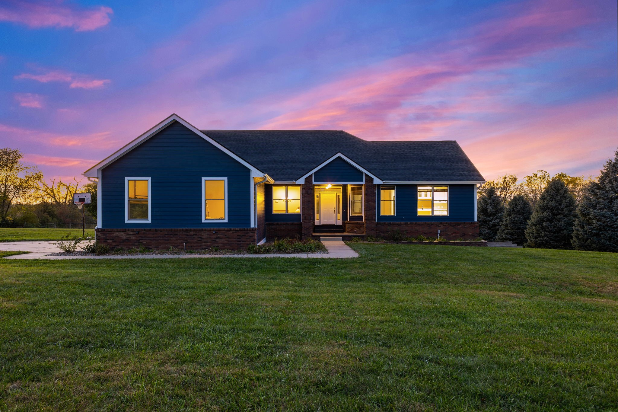 10579 W 129th Street S