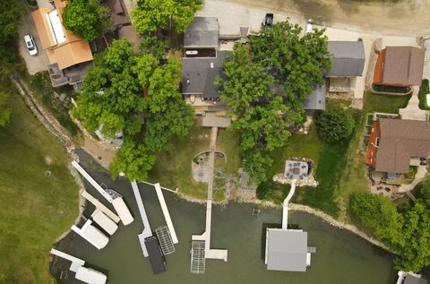 Homes For Sale - 207 Cottage Lane<br/> Montezuma, IA 50171