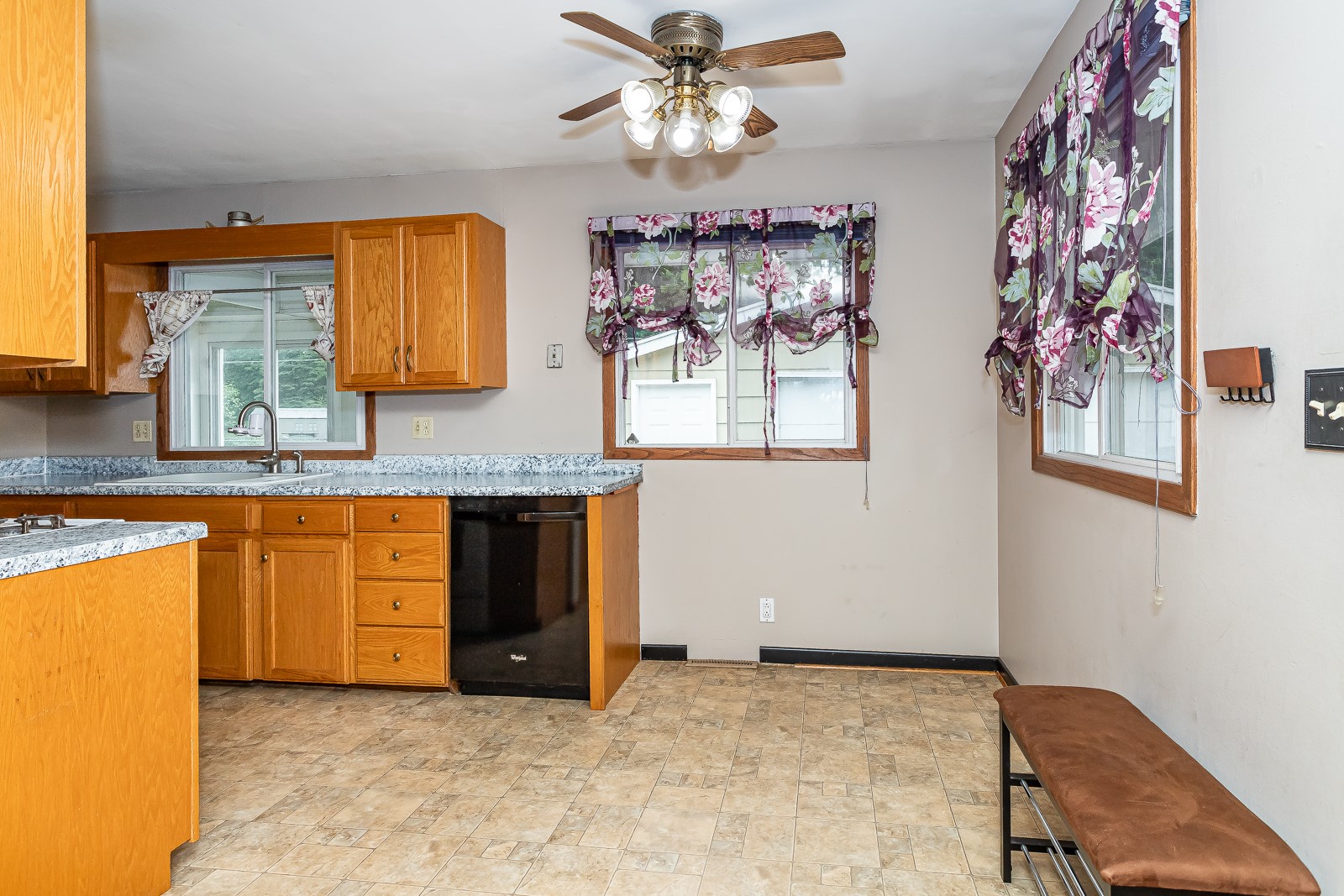 217 E 16th Street, Ames, Iowa image 10