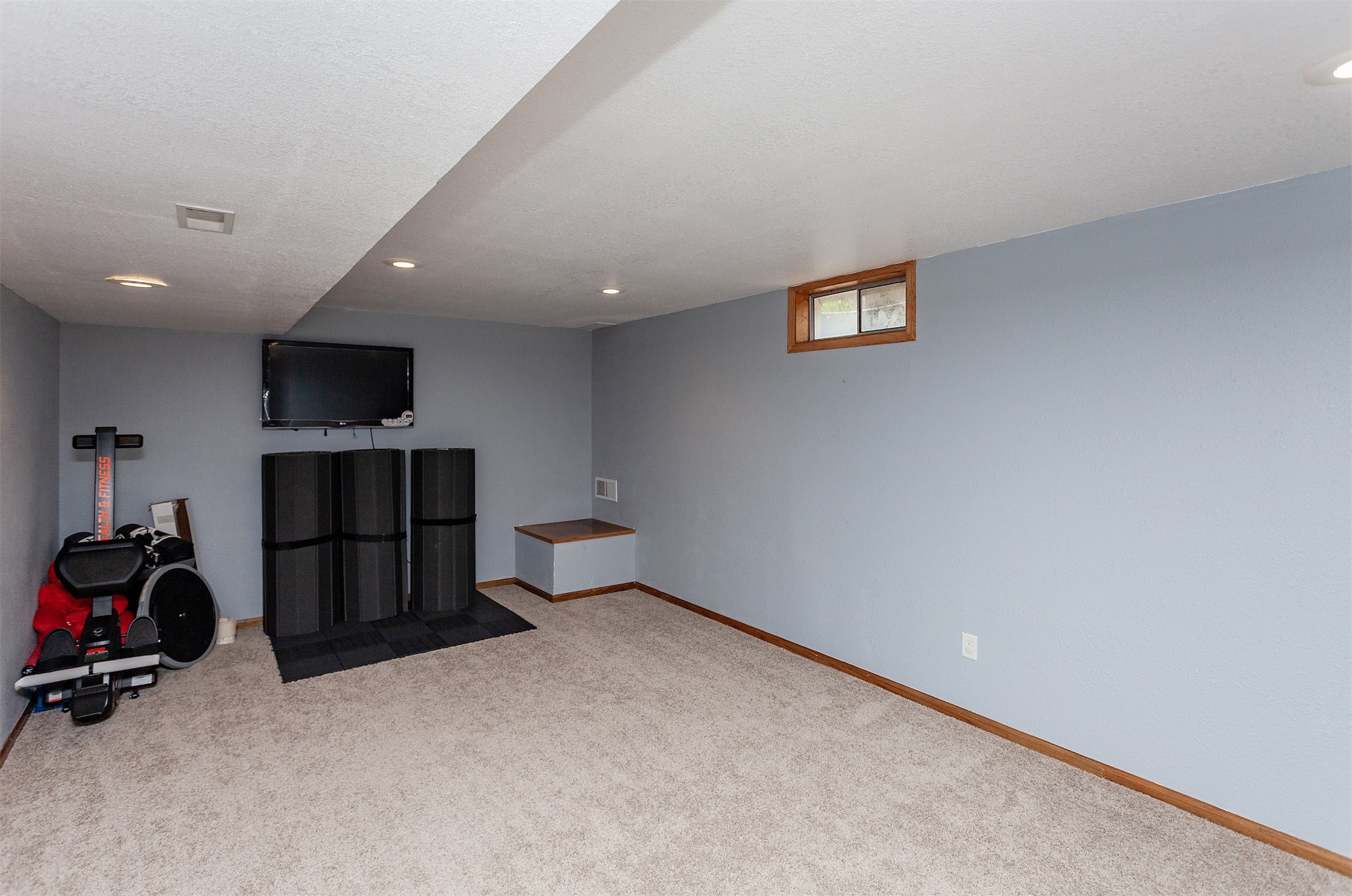 801 N 15th Street, Indianola, Iowa image 28