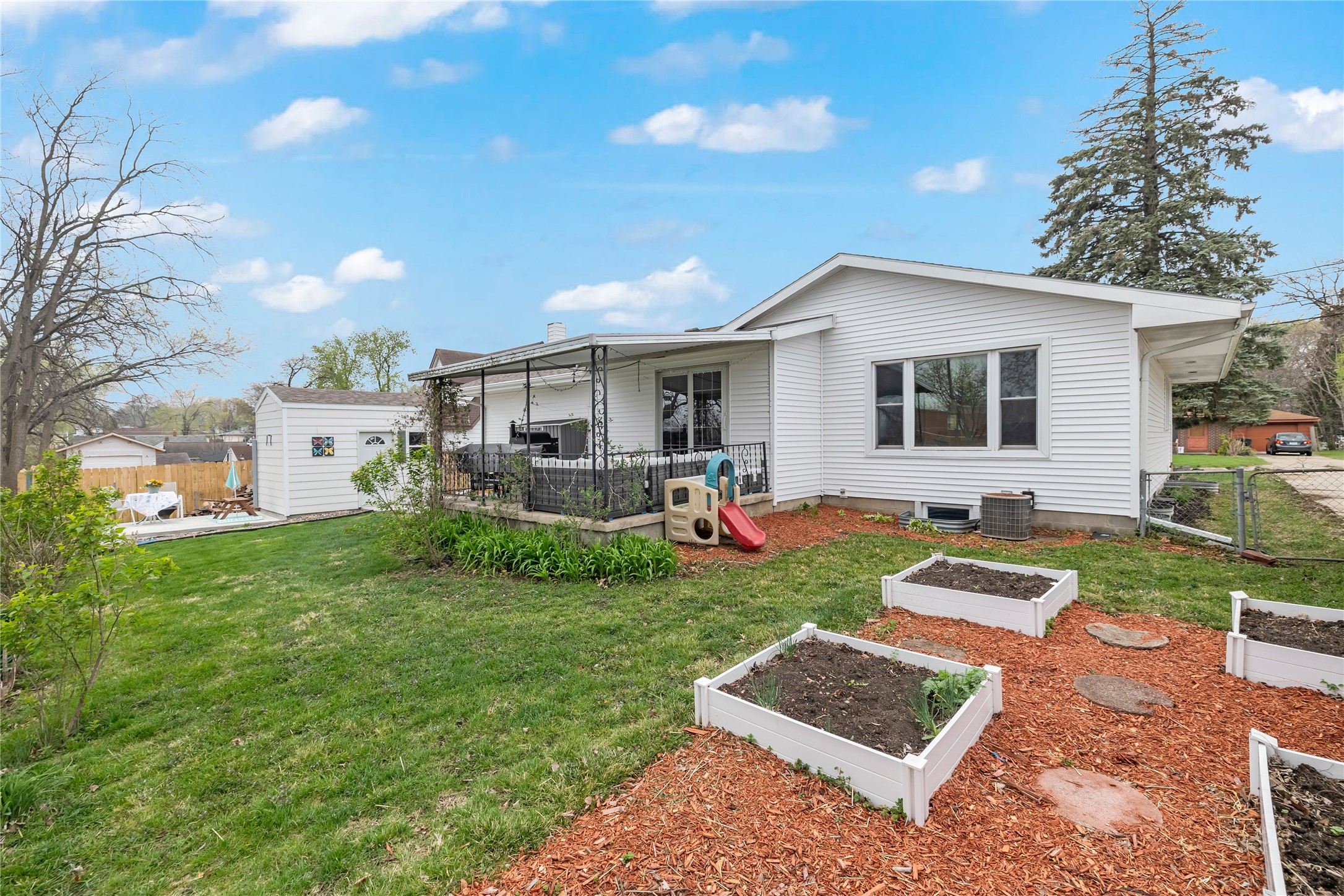 3717 E 28th Street, Des Moines, Iowa image 33