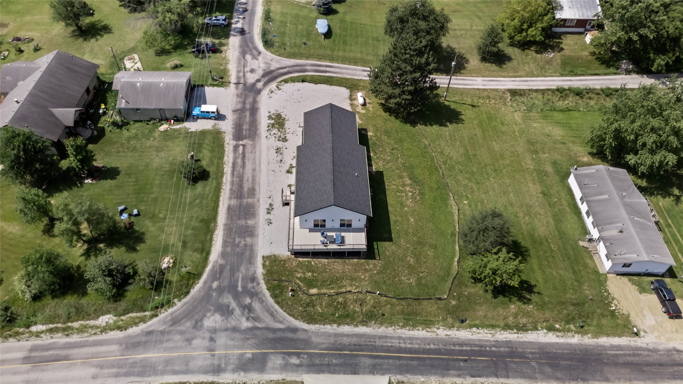 8479 Lakeshore Drive