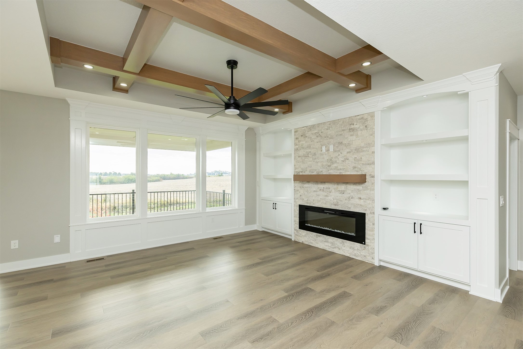 16412 N Valley Drive