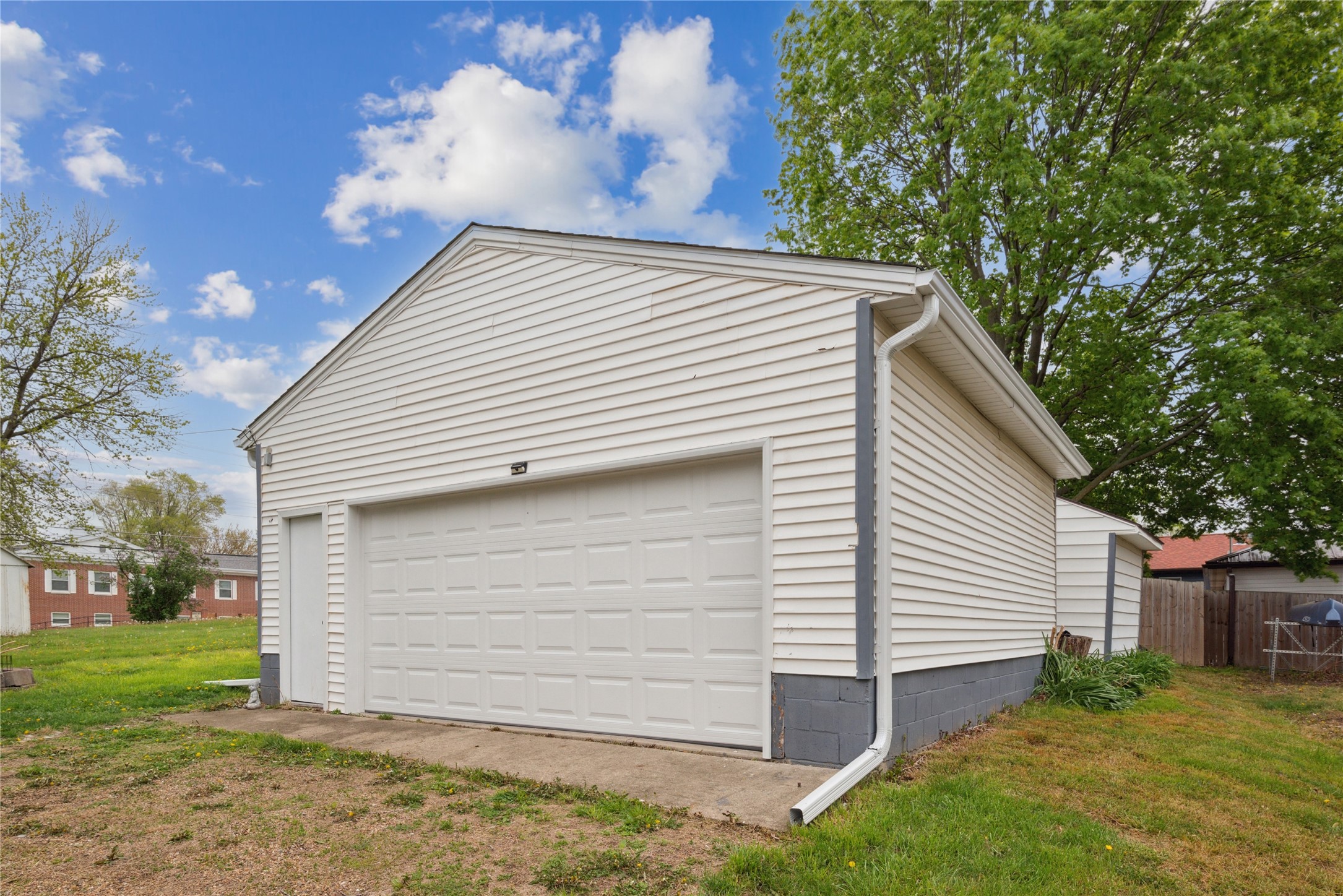 330 E 13th Street, Newton, Iowa image 29