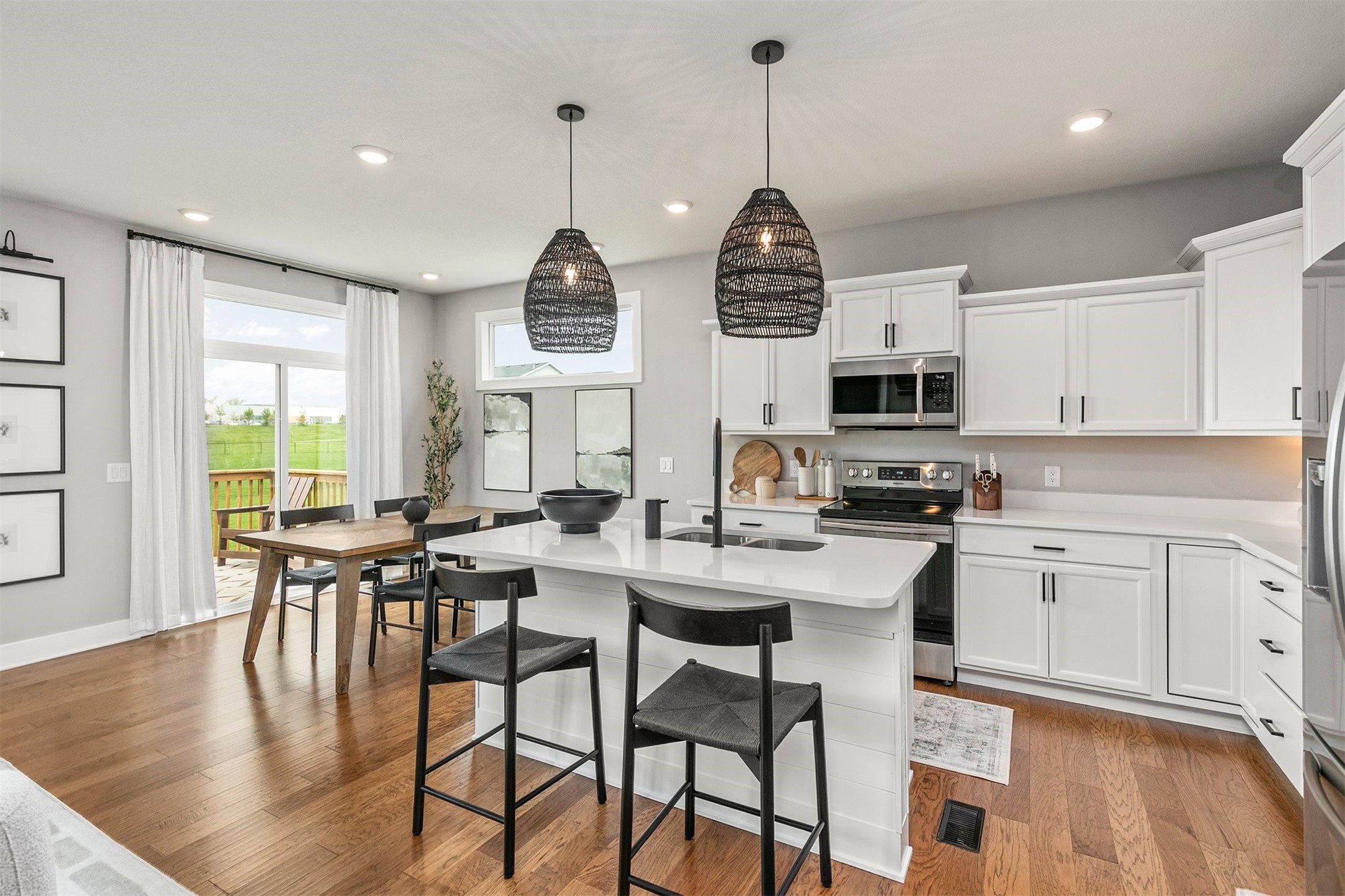 2800 SE Bluestem Drive, Waukee, Iowa image 9