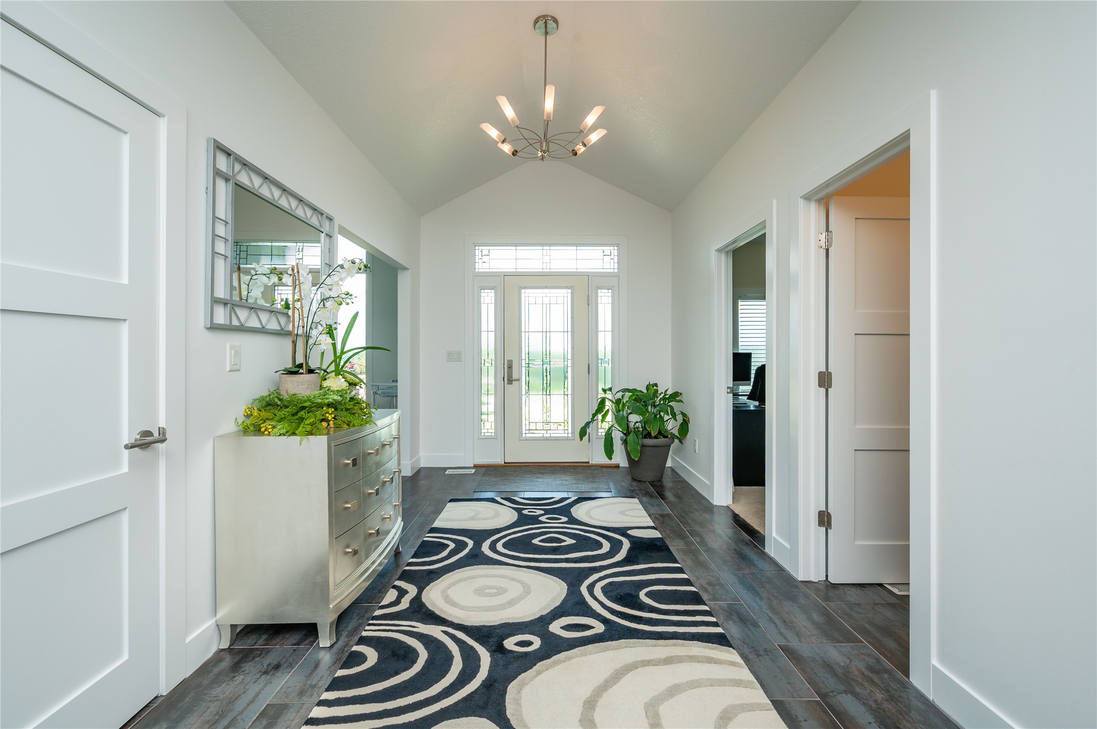 8248 Buchanan Trail