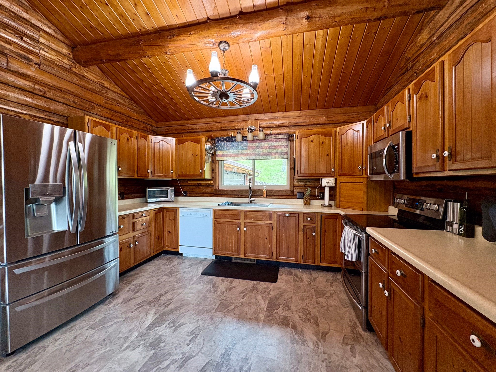 23896 Midland Trail, Dallas Center, Iowa image 3
