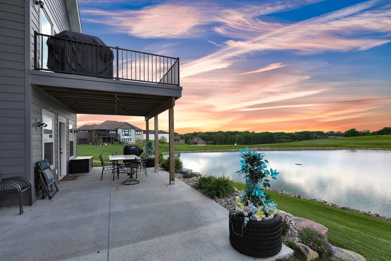1030 Lake View Drive, Pella, Iowa image 30