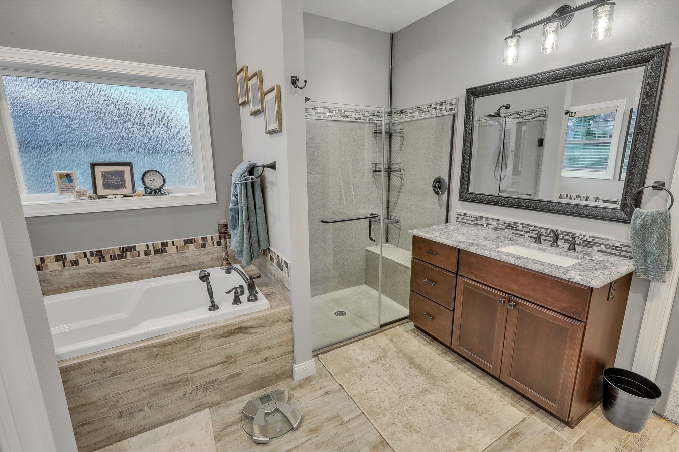 1030 Lake View Drive, Pella, Iowa image 19