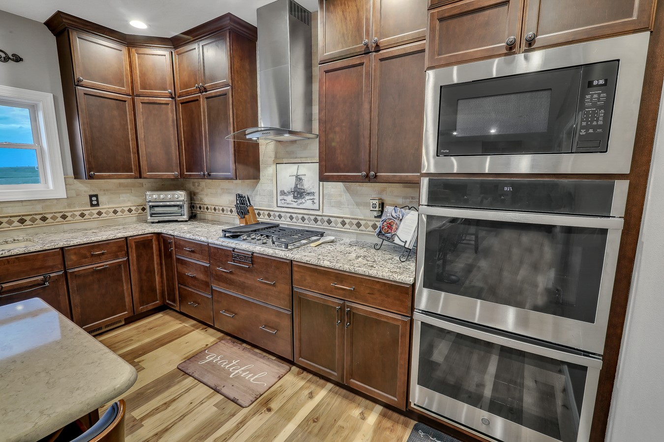 1030 Lake View Drive, Pella, Iowa image 13