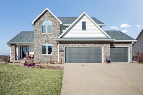 Homes For Sale - 4204 159th Street<br/> Dallas County, Urbandale, IA 50323