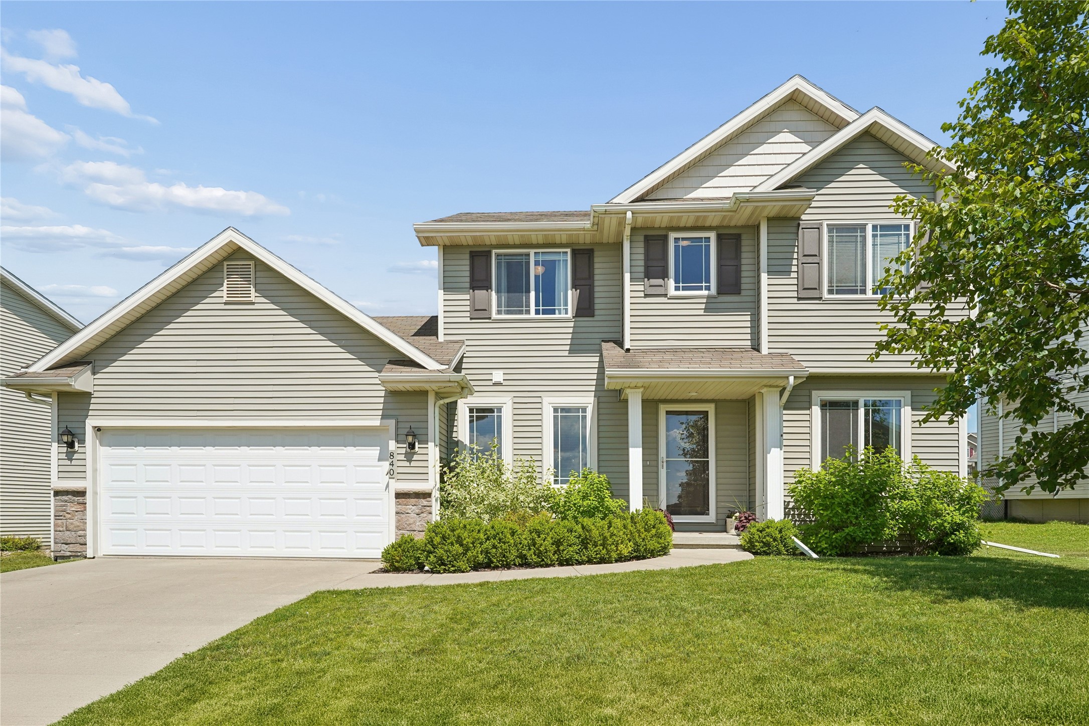 Photo 1 of 35 — 840 NE 51st Street, Ankeny, IA 50021
