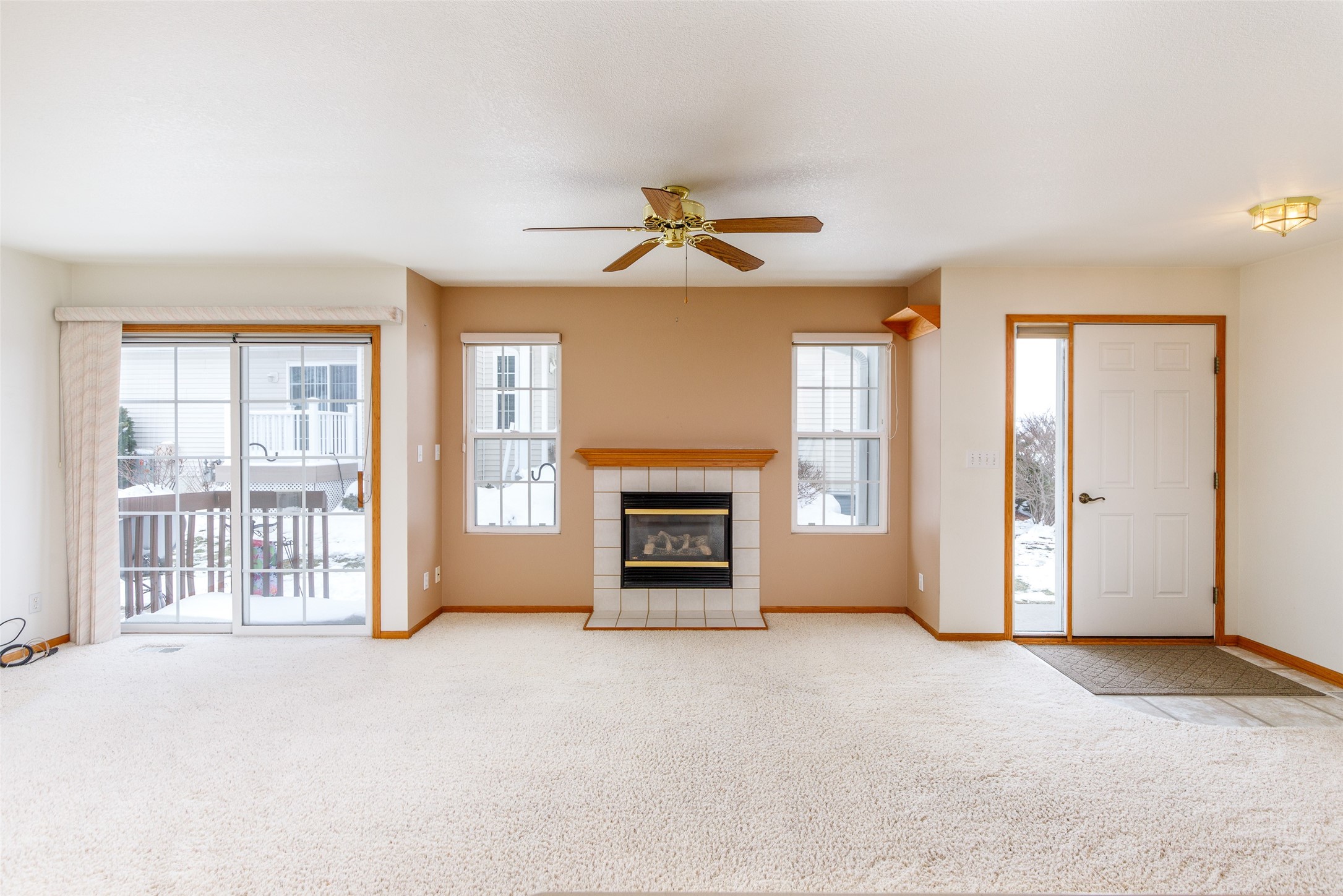 4255 Eisenhower Lane 15