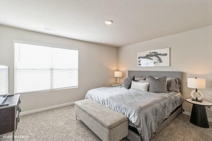 14225 Walnut Meadows Drive, Urbandale, Iowa image 10