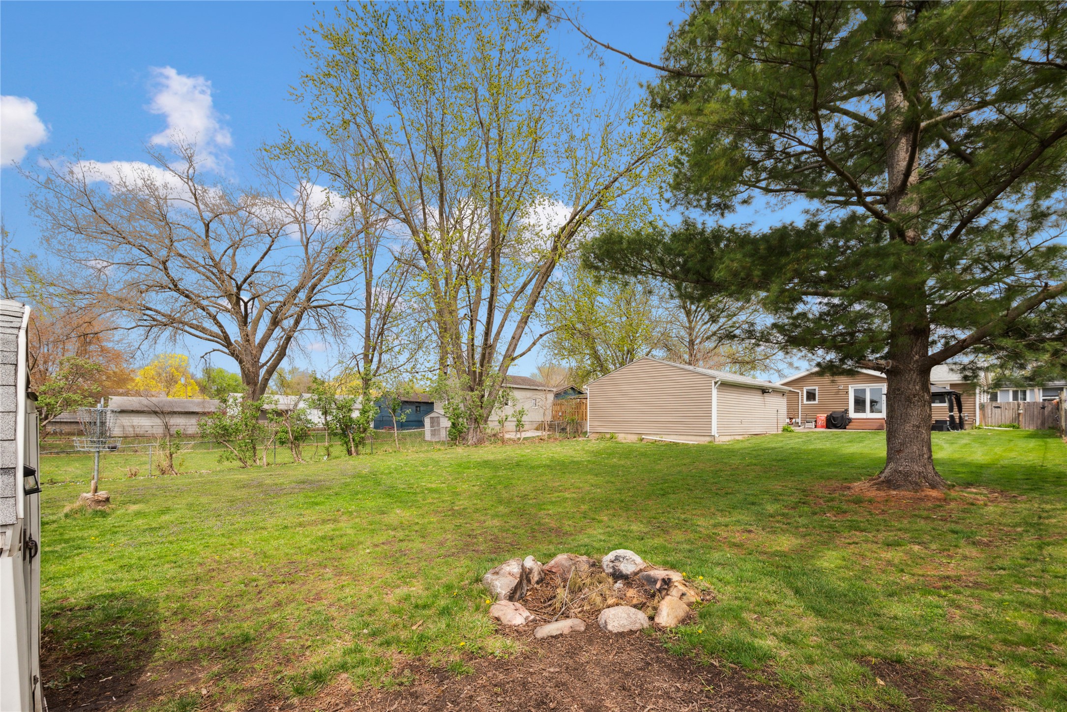 3210 E 42nd Street, Des Moines, Iowa image 22