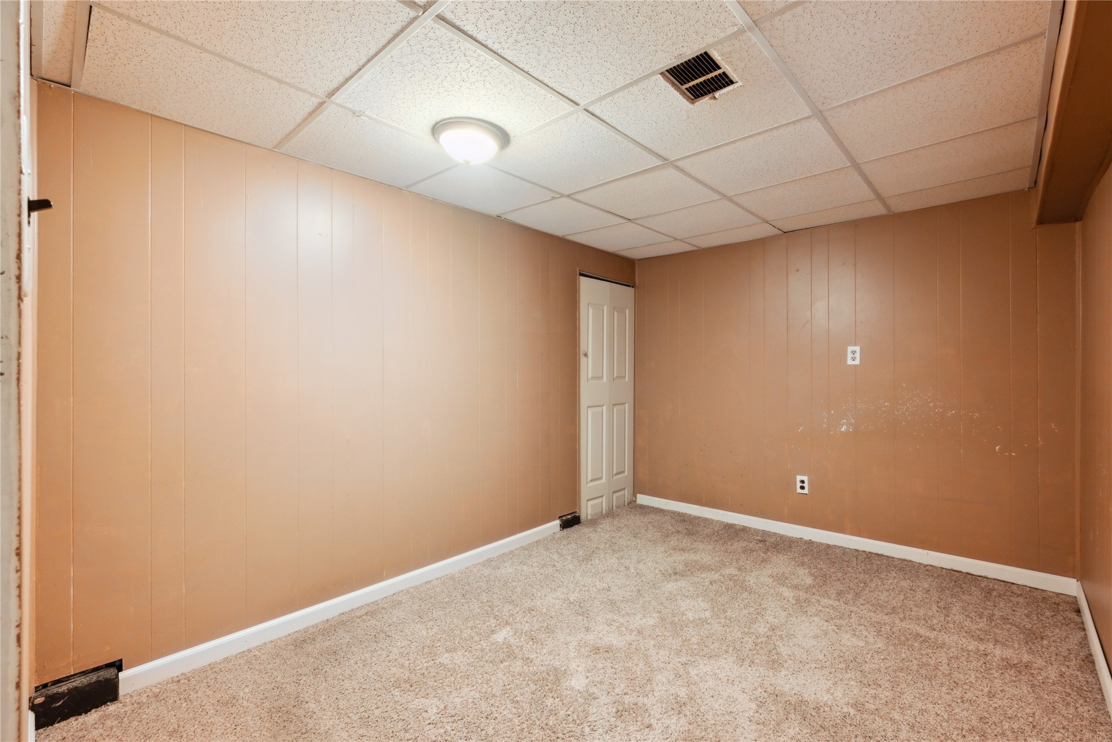 3210 E 42nd Street, Des Moines, Iowa image 20
