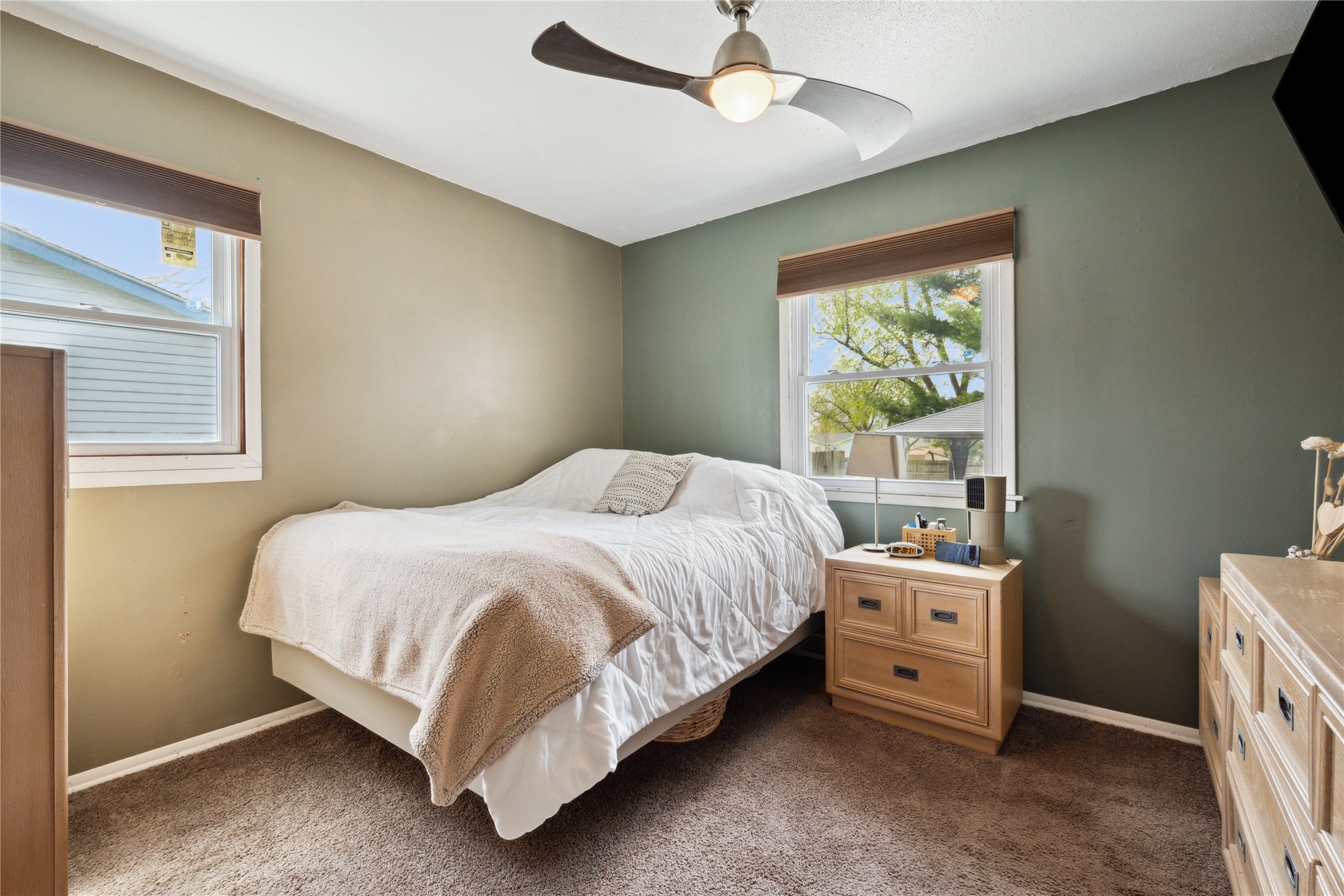 3210 E 42nd Street, Des Moines, Iowa image 16