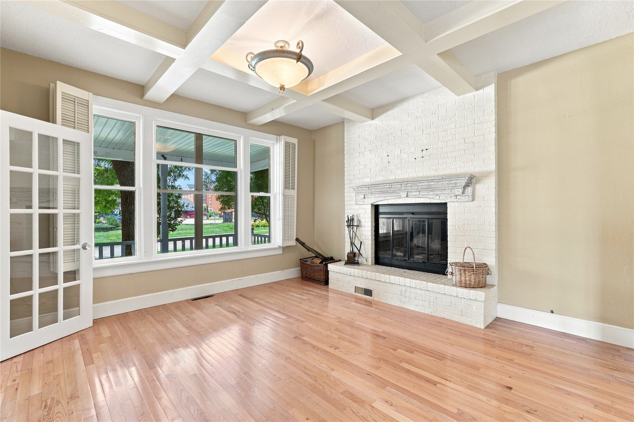 600 E 3rd Street