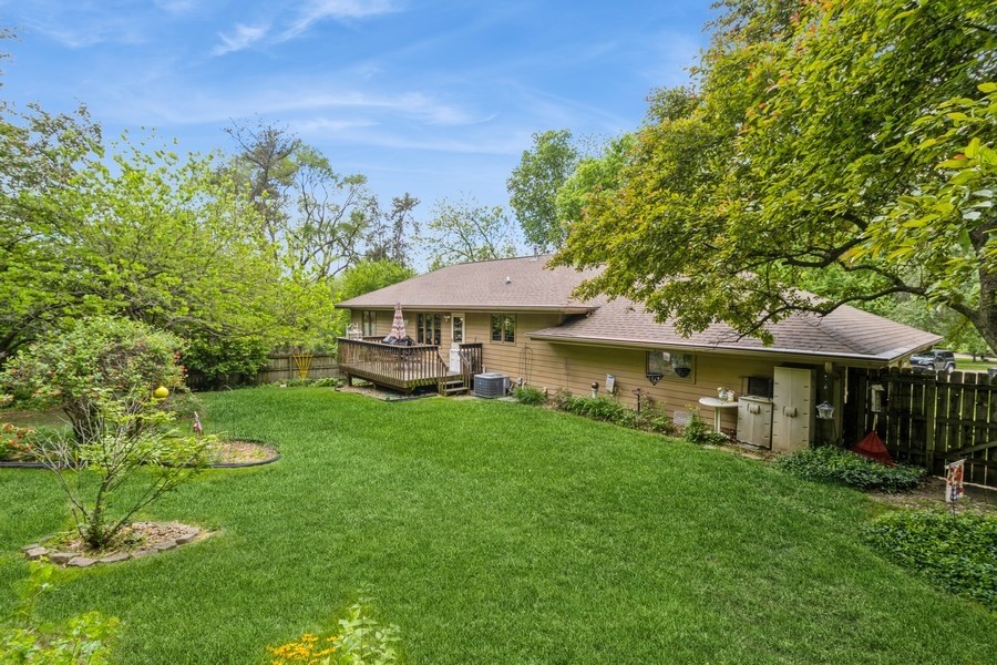 7720 Drake Court, Clive, Iowa image 30