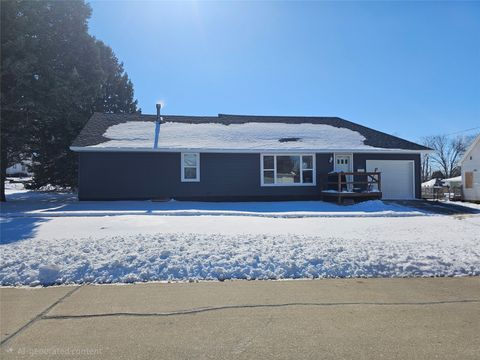 Homes For Sale - 404 North Street<br/> Guthrie Center, IA 50115