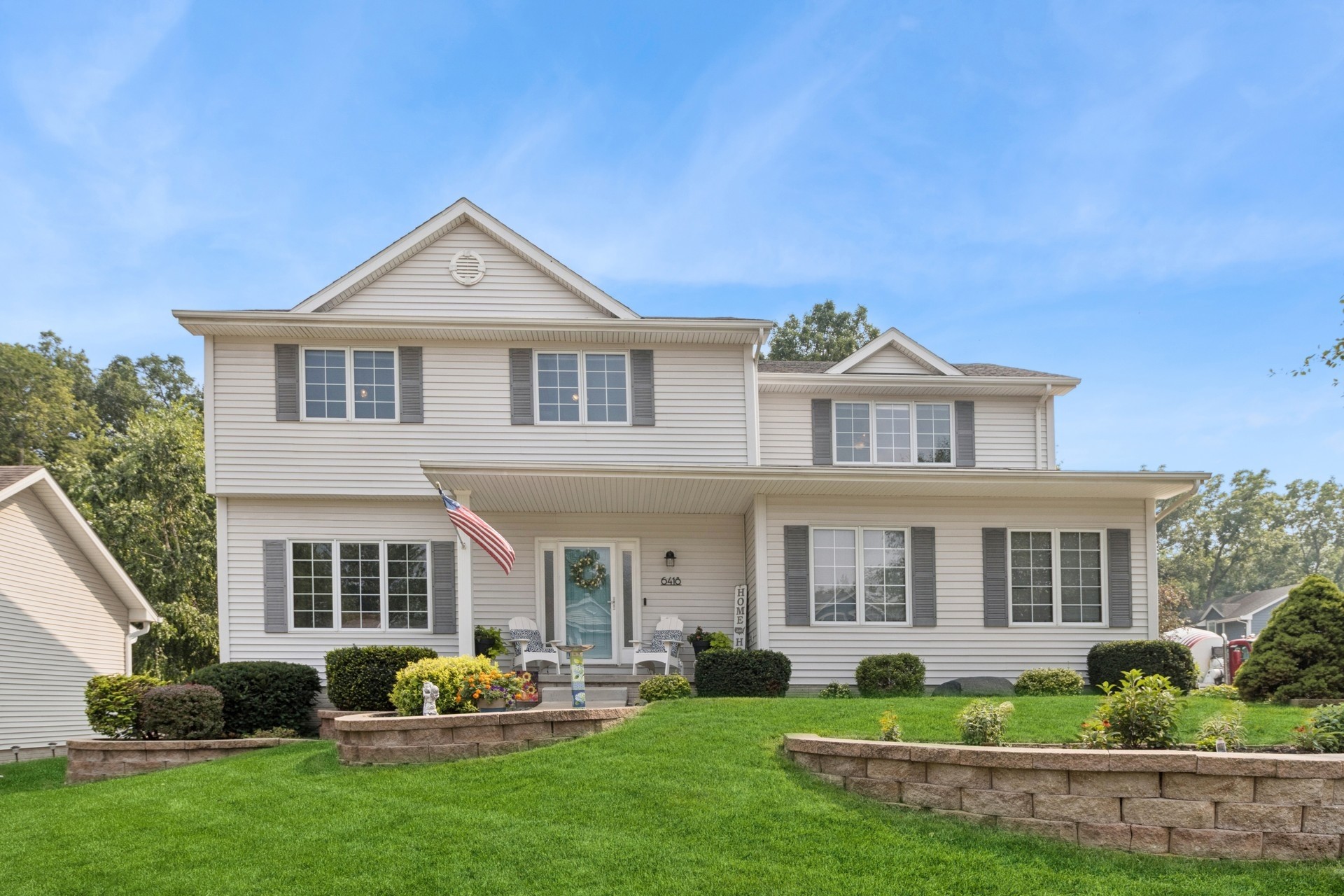 Urbandale, Iowa 50322, United States, 5 Bedrooms Bedrooms, ,3 BathroomsBathrooms,Residential,Pending,183112