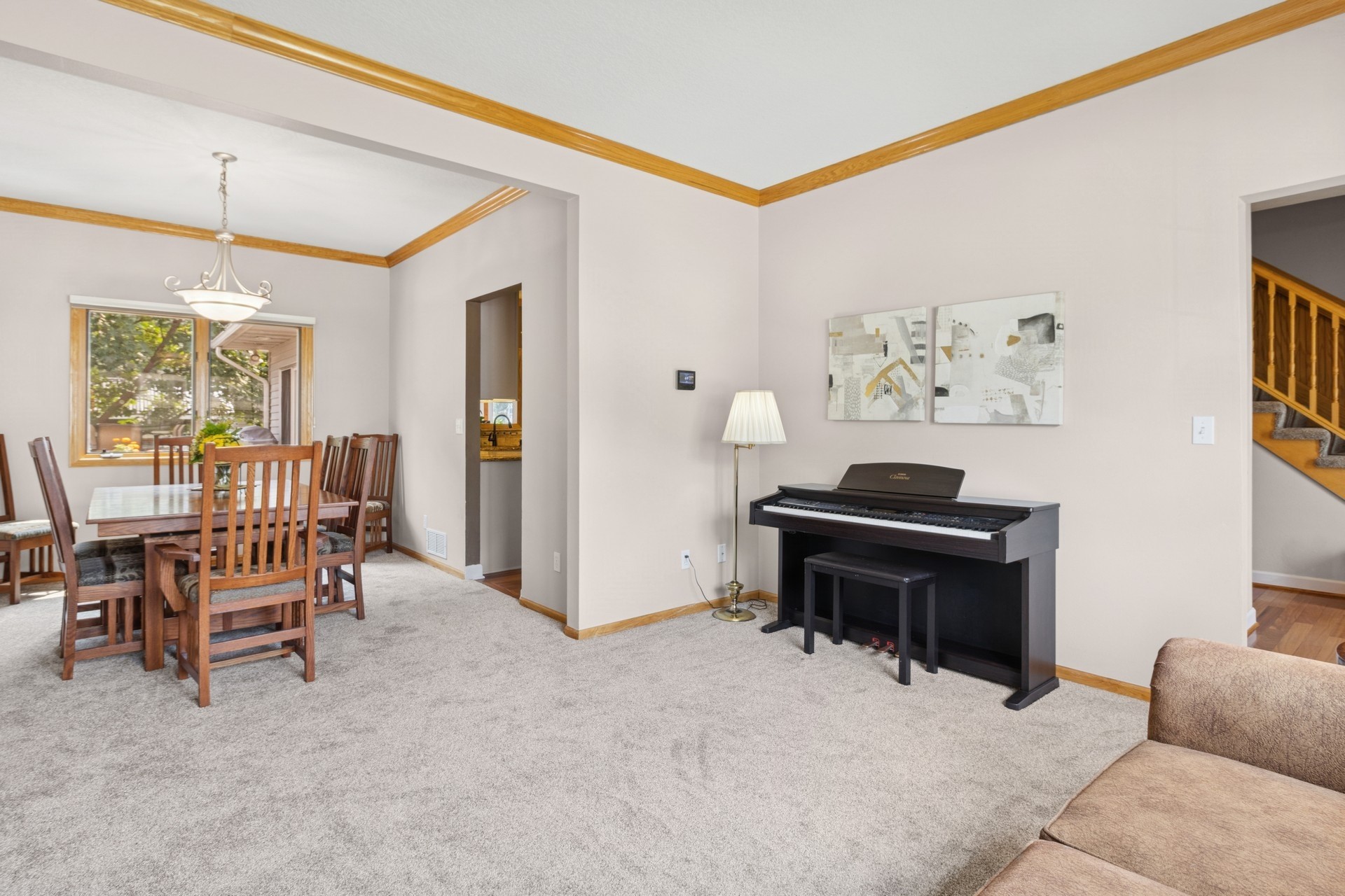 Urbandale, Iowa 50322, United States, 5 Bedrooms Bedrooms, ,3 BathroomsBathrooms,Residential,Pending,183112