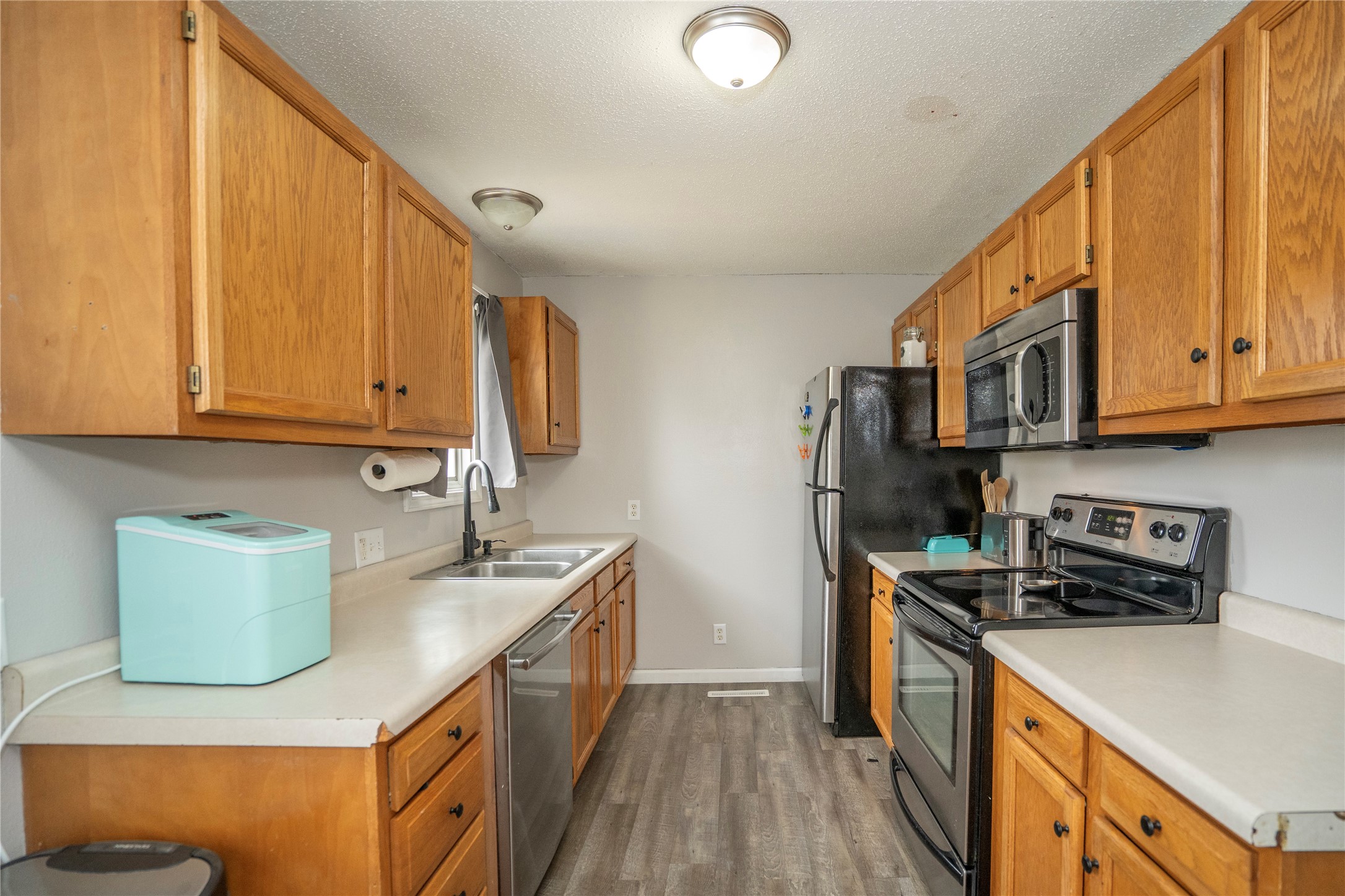 916 W 7th Street, Newton, Iowa image 8