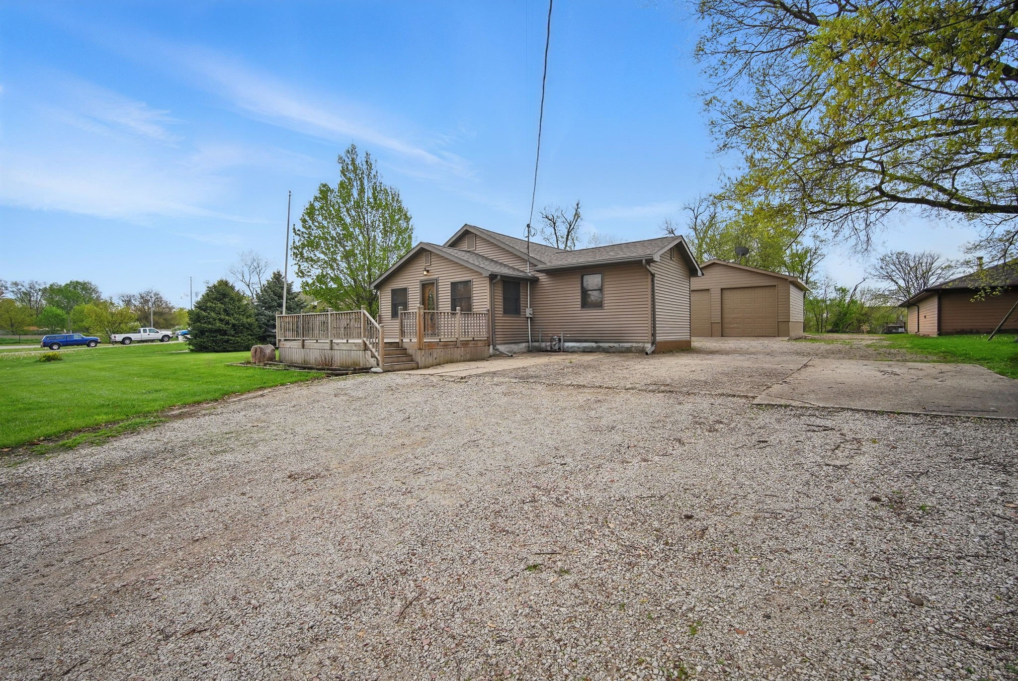 2129 Morton Avenue, Des Moines, Iowa image 1