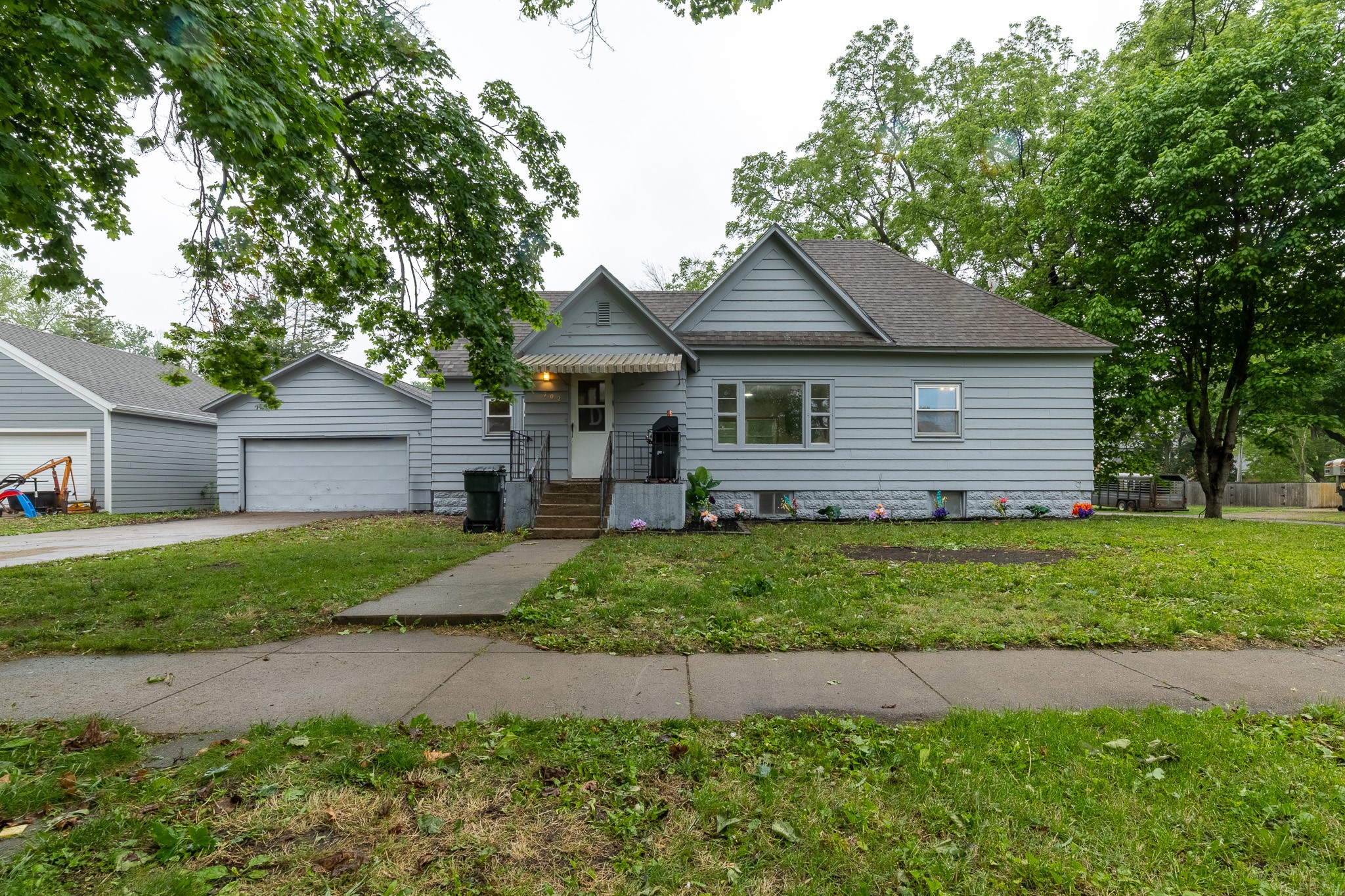 702 12th Street, Grand Junction, Iowa image 1