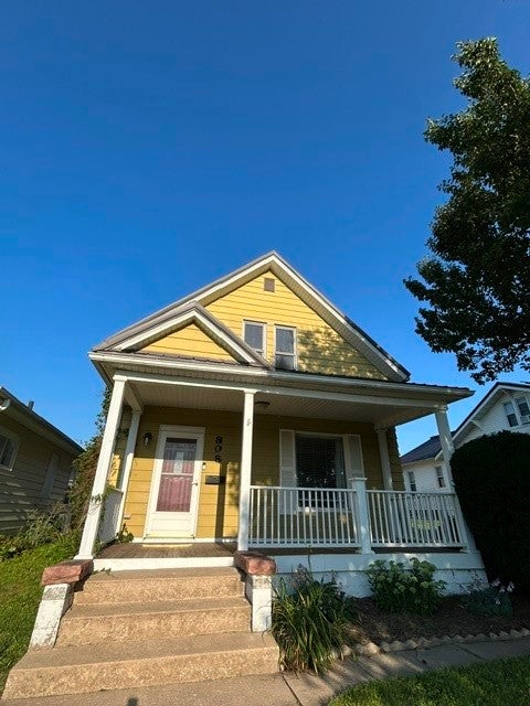 Photo 1 of 26 — 808 Harmon Street, Tama, IA 52339