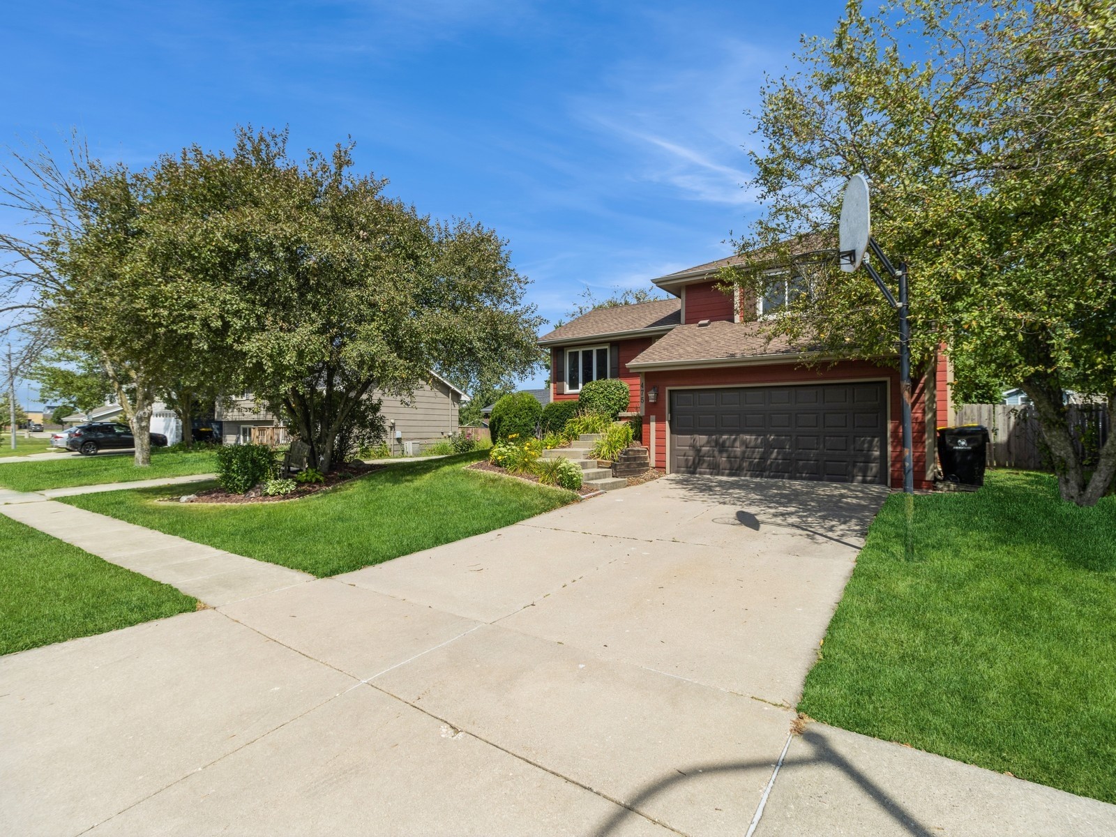 475 Bel Aire Drive, Waukee, Iowa image 27