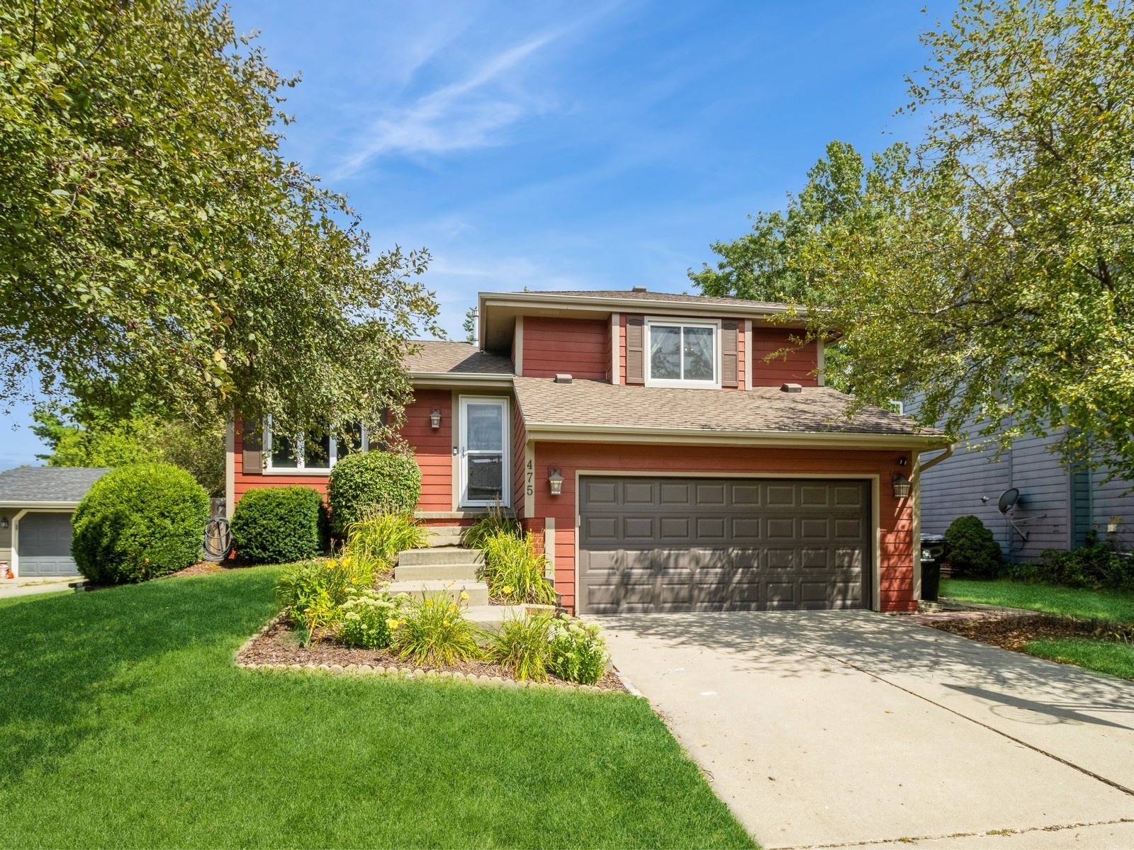 475 Bel Aire Drive, Waukee, Iowa image 1