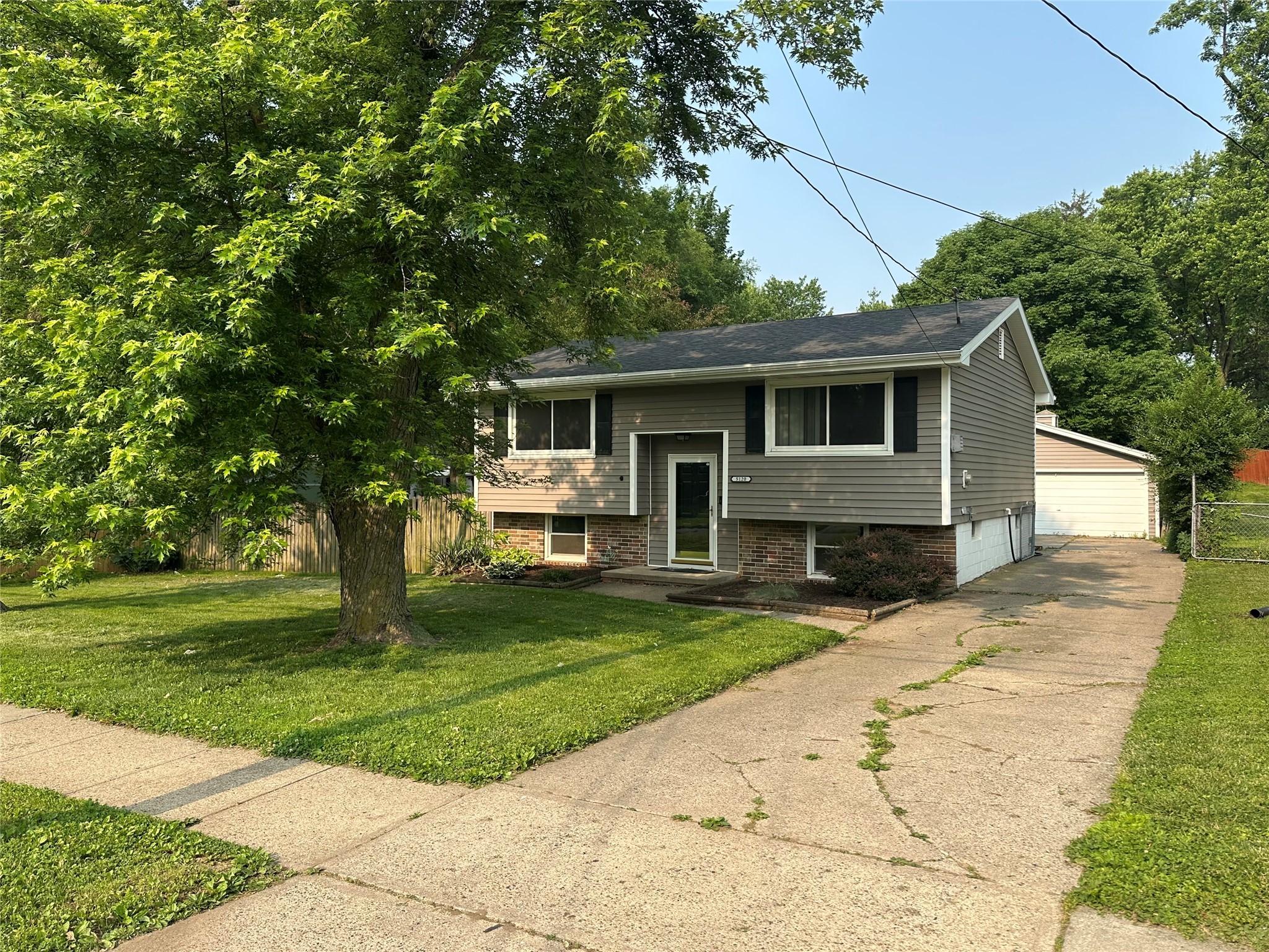 5120 SW 14th Street, Des Moines, Iowa image 1