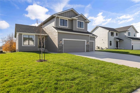 Homes For Sale - 14600 North Valley Drive<br/> Dallas County, Urbandale, IA 50323