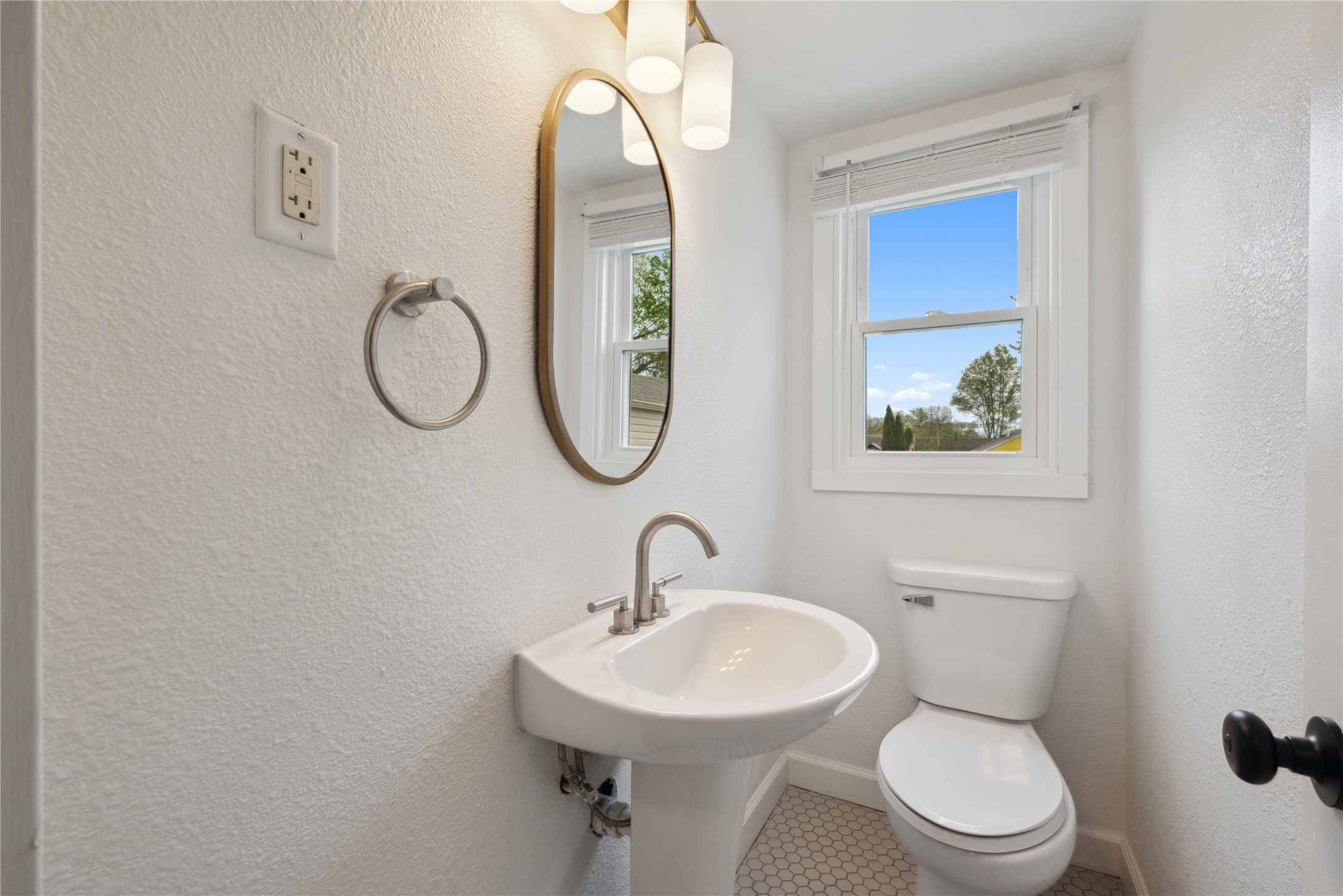 938 Wolcott Avenue, Des Moines, Iowa image 12