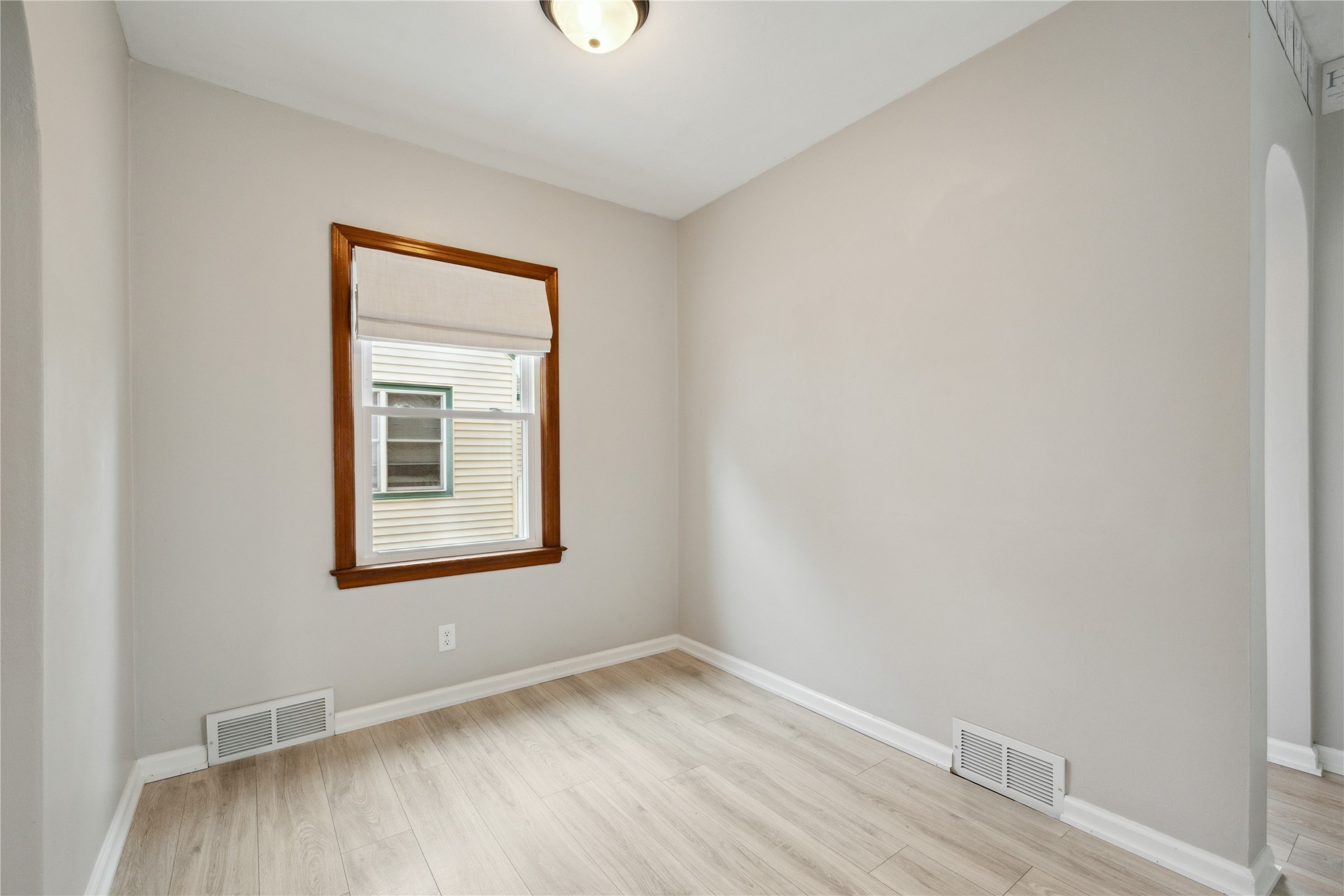 938 Wolcott Avenue, Des Moines, Iowa image 7