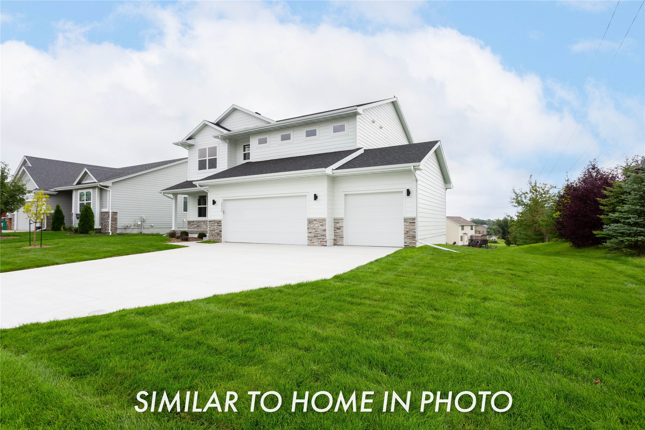 216 Timberview Circle, Pella, Iowa image 2