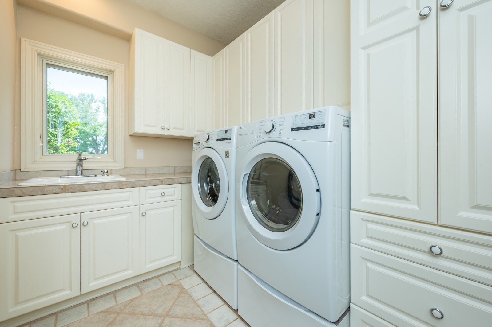 3106 Southern Hills Drive, Des Moines, Iowa image 20