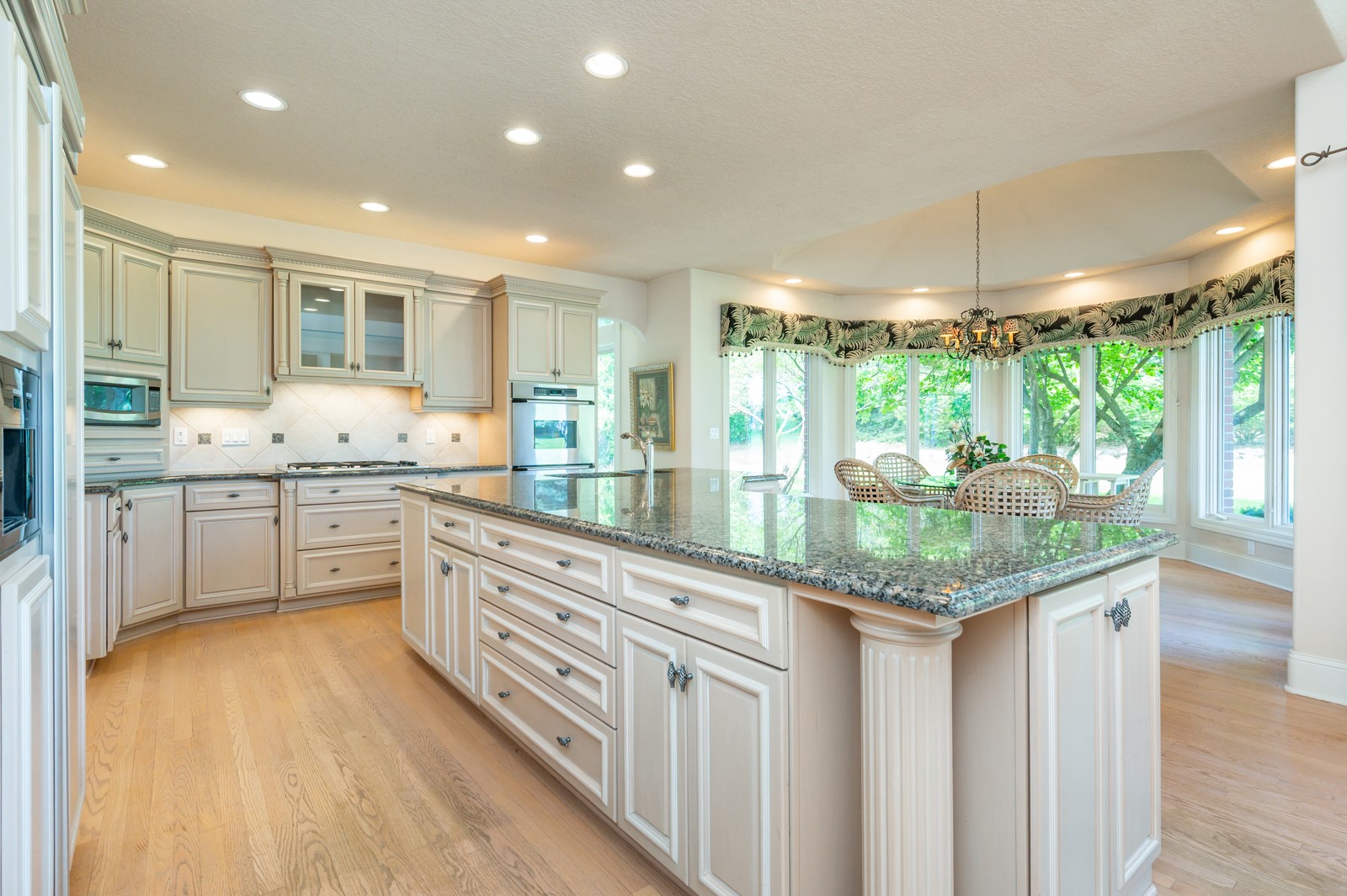 3106 Southern Hills Drive, Des Moines, Iowa image 13