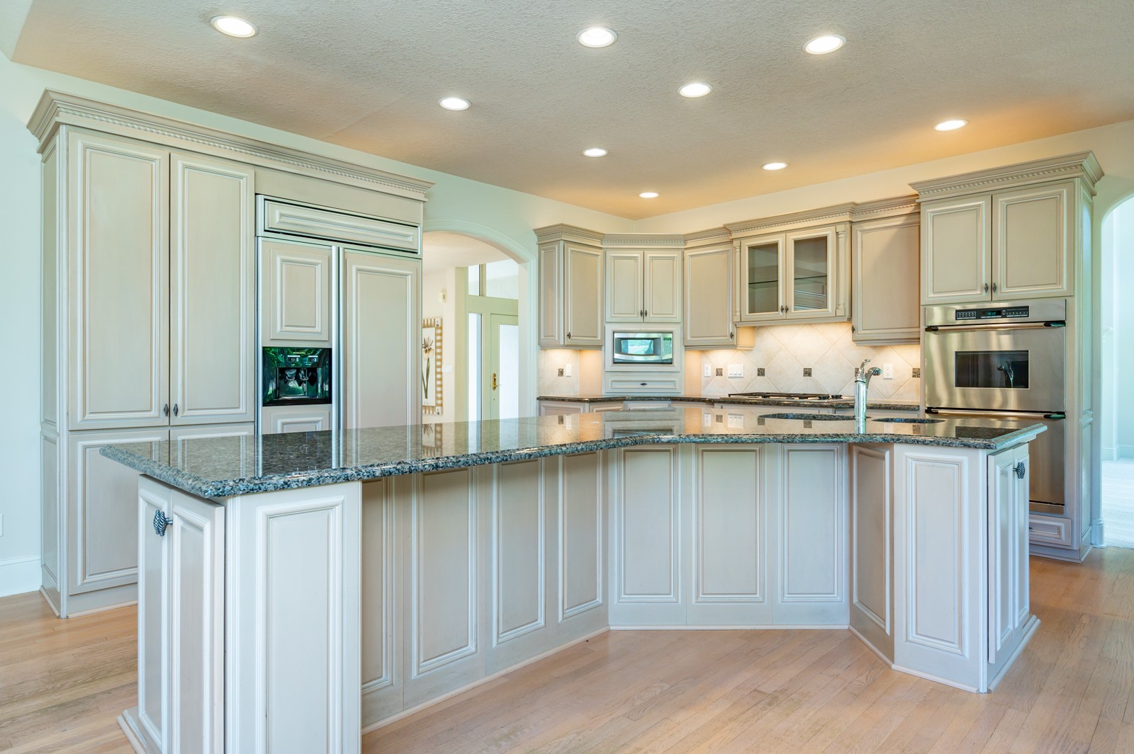 3106 Southern Hills Drive, Des Moines, Iowa image 11