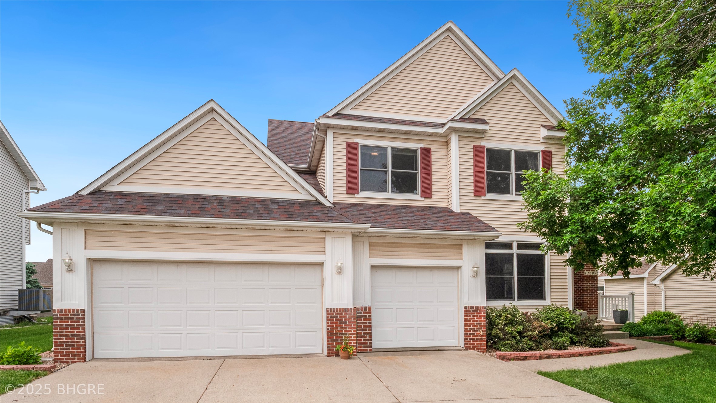 12609 Airline Avenue, Urbandale, Iowa image 2