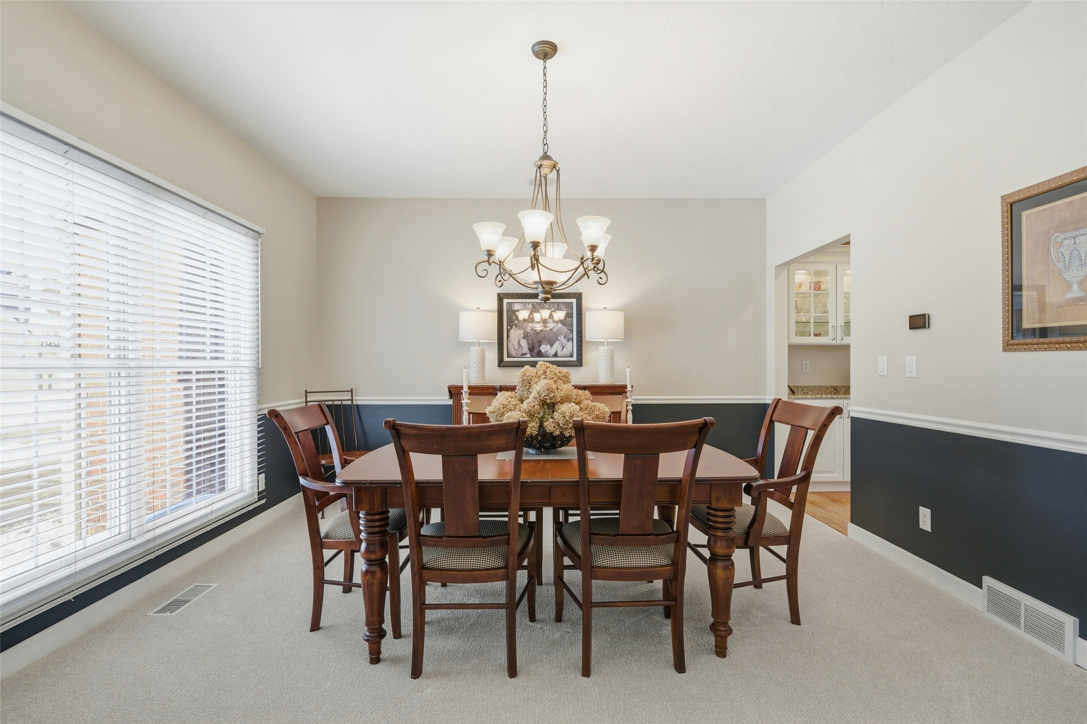 709 NE Georgetown Court