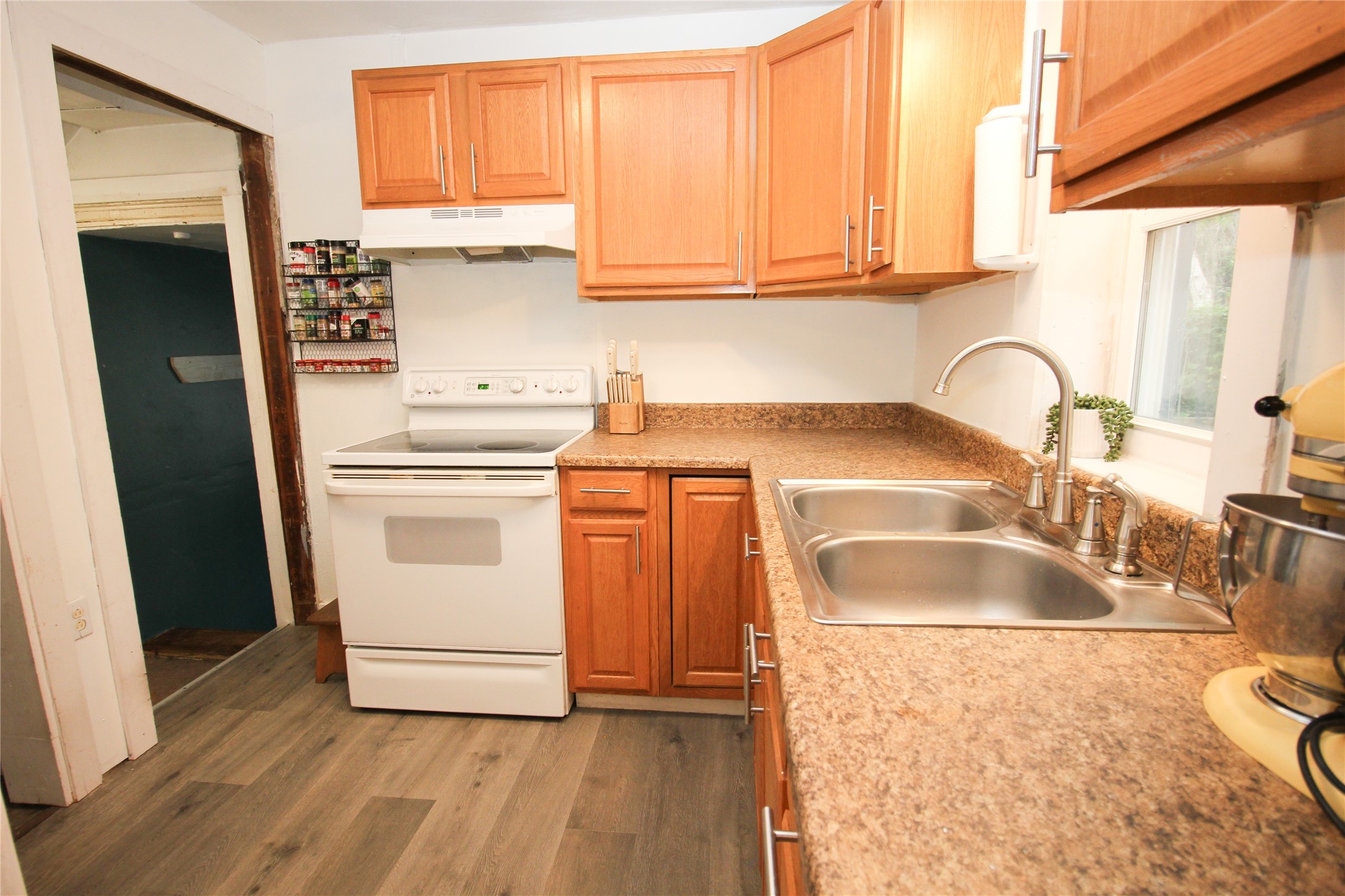 1035 65th Street, Windsor Heights, Iowa image 18