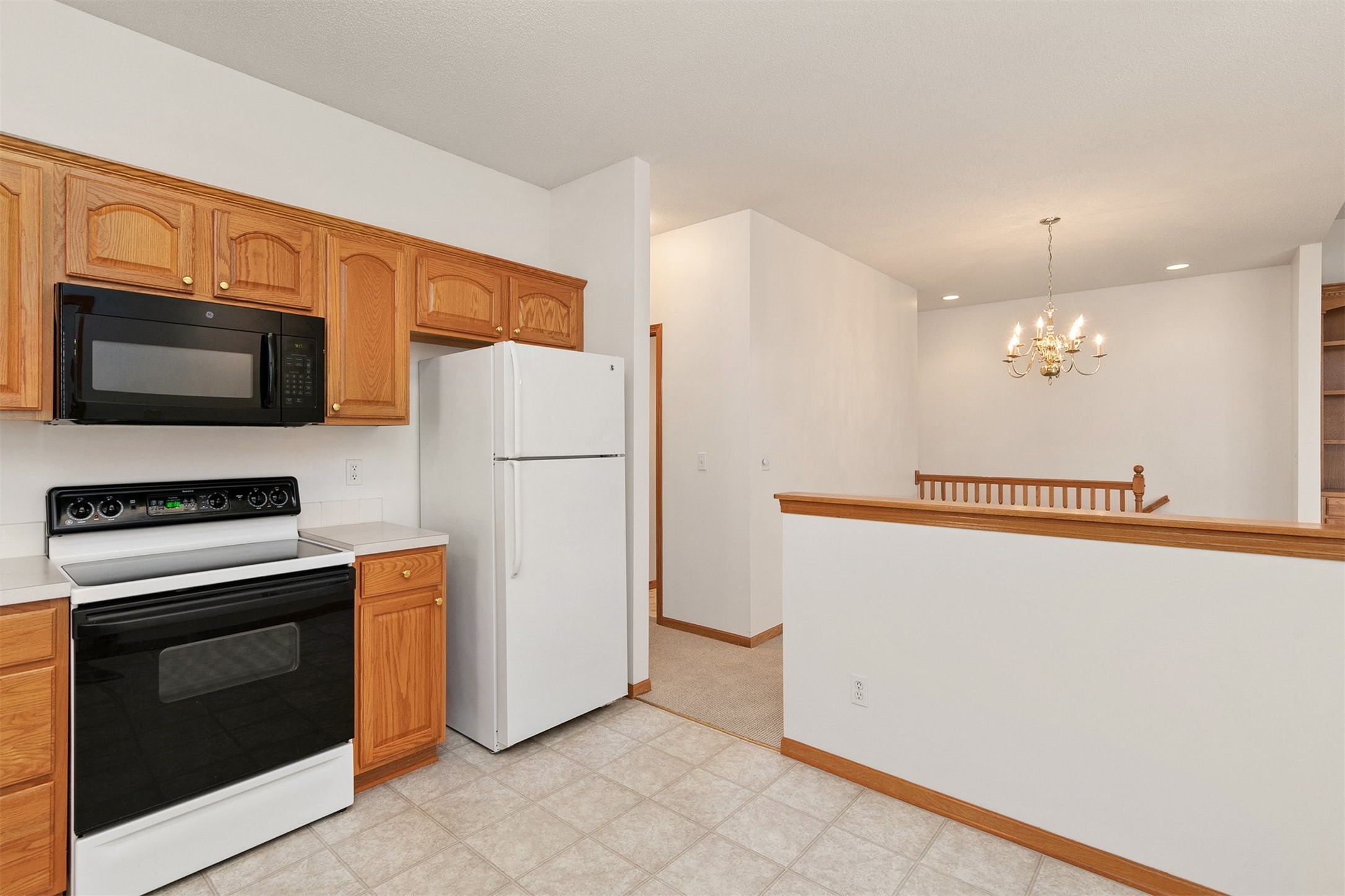 6799 NW 57th Street, Johnston, Iowa image 9