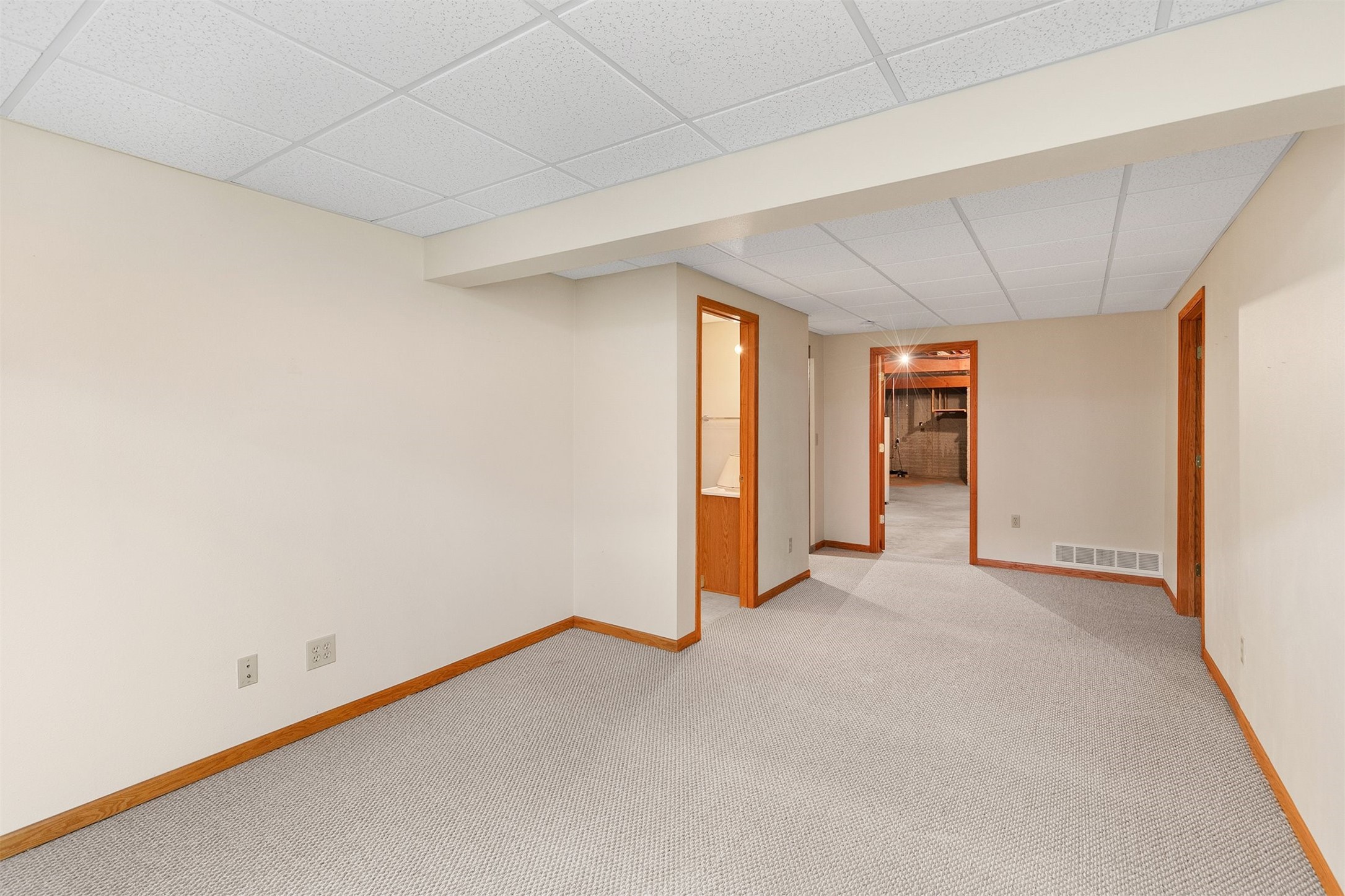 6799 NW 57th Street, Johnston, Iowa image 22